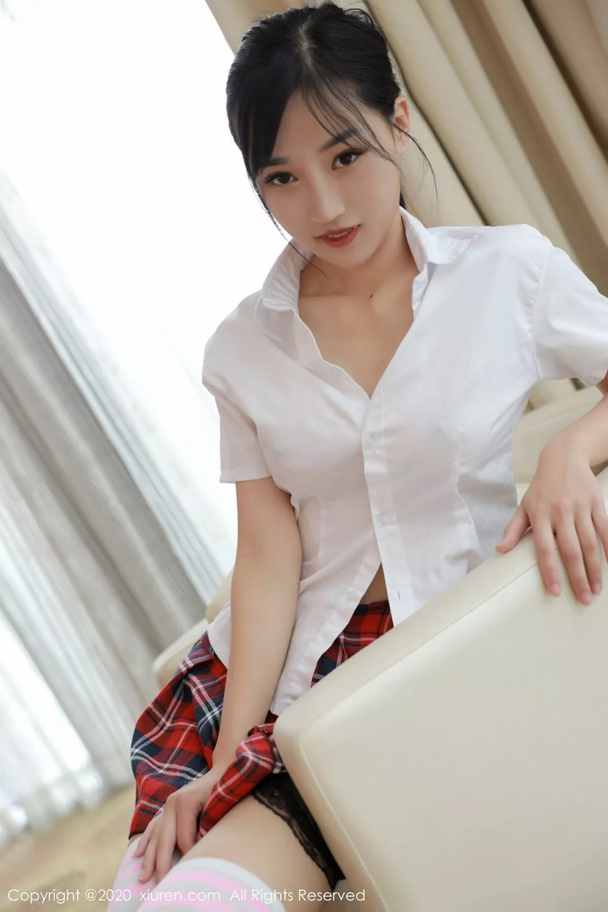 秀人集.com_[XiuRen秀人网]No.2349_嫩模姬玉露CC校园风JK制服白衬衣配格子裙半脱露翘臀诱惑写真36P