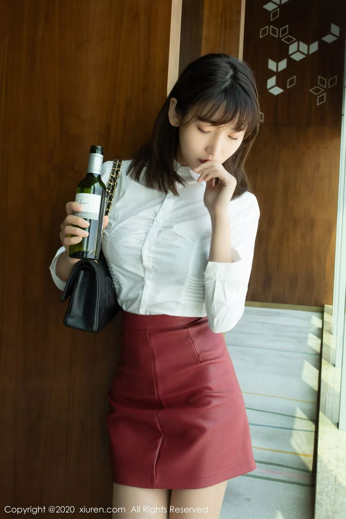 秀人集.com_[XiuRen秀人网]No.2393_嫩模陆萱萱乌镇+太湖旅拍剧情酒后女孩主题无内肉丝裤袜诱惑写真73P