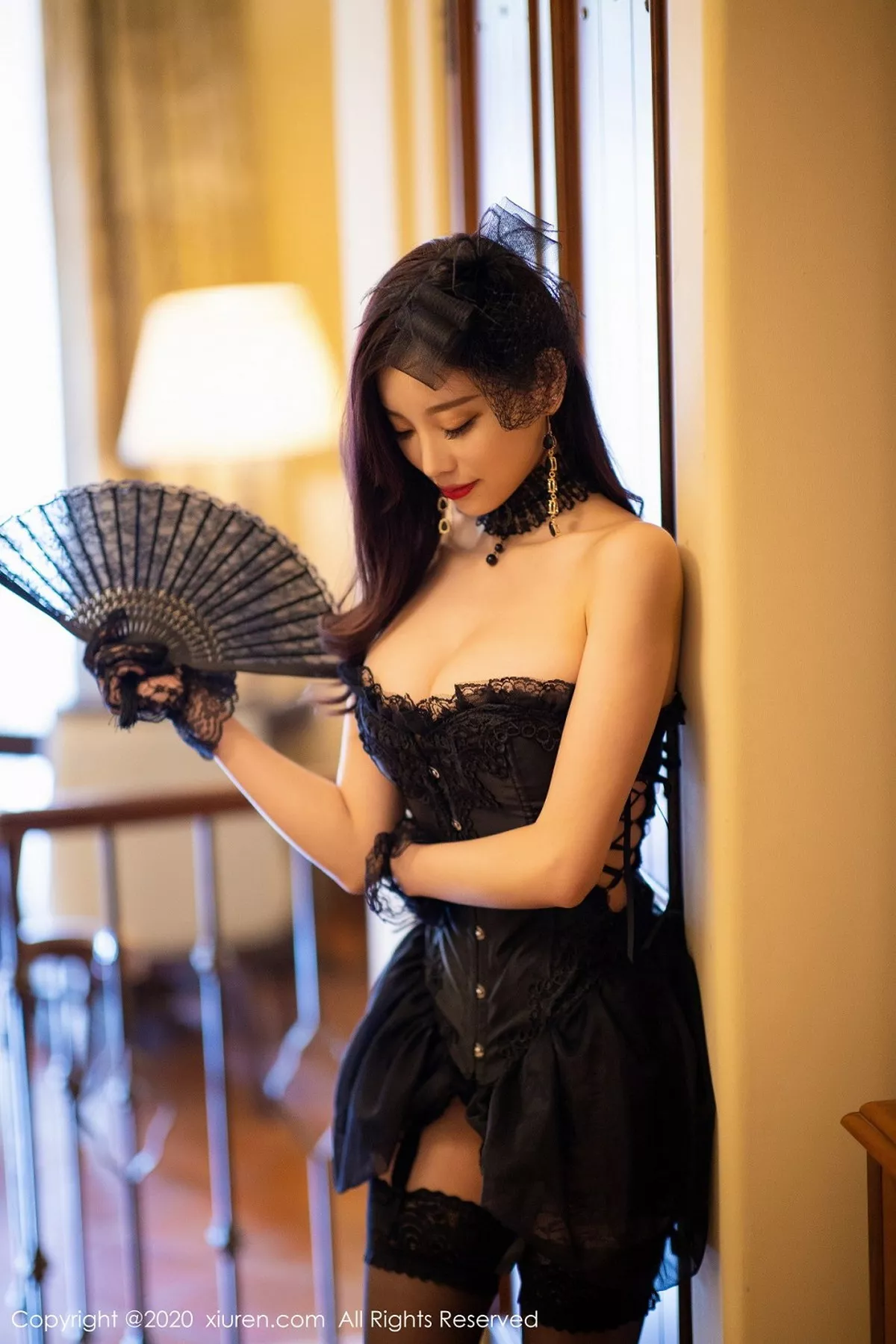秀人集.com_[XiuRen秀人网]No.2400_女神杨晨晨sugar私房黑色情趣内衣配吊带黑丝裤袜极致魅惑写真56P