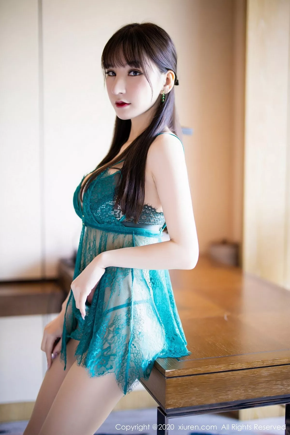 秀人集.com_[XiuRen秀人网]No.2423_女神周于希Sandy孔雀色精致镂空内衣配肉丝裤袜撩人诱惑写真56P
