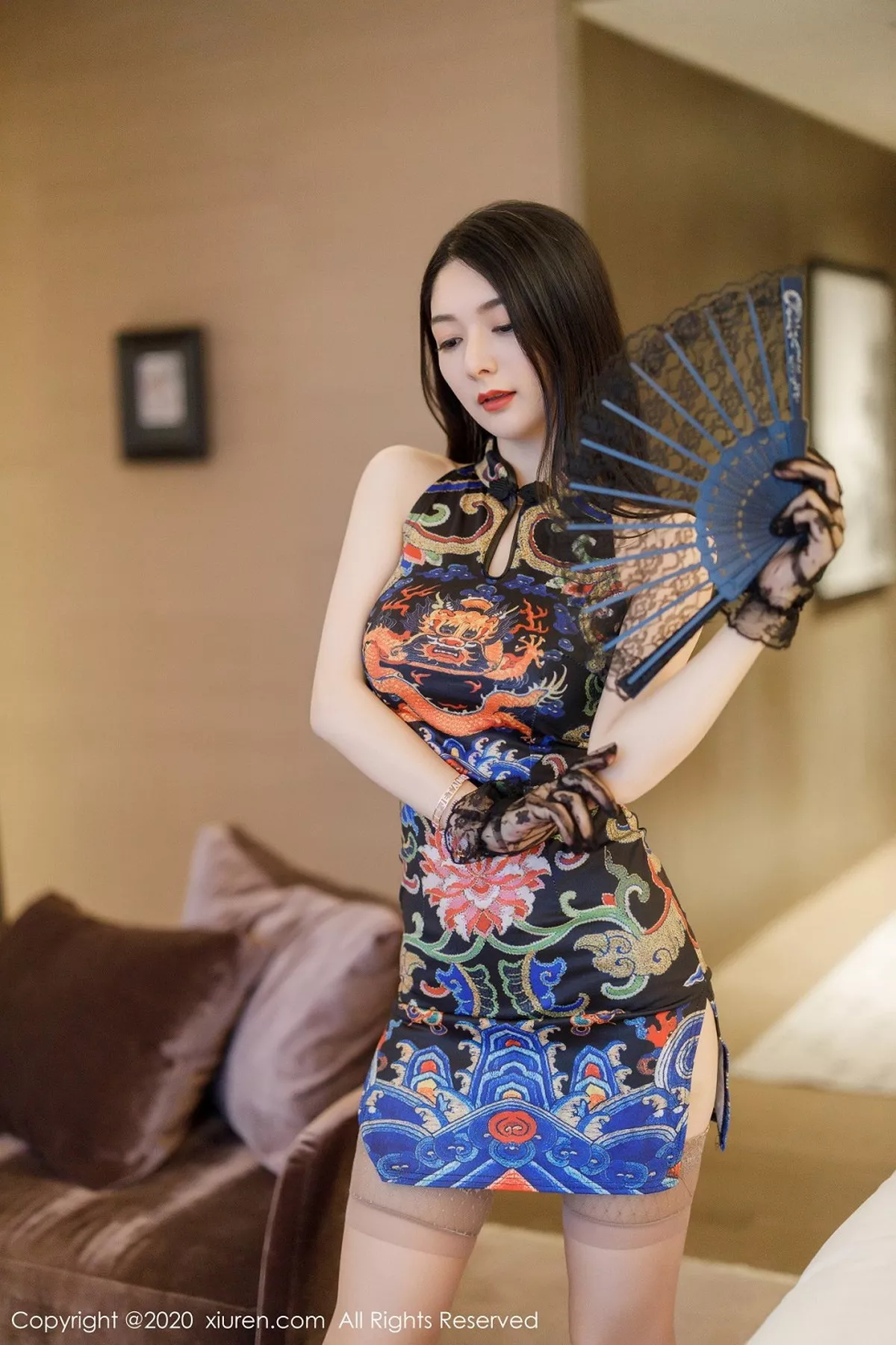 秀人集.com_[XiuRen秀人网]No.2366_女神Angela小热巴私房古韵旗袍+性感内衣黑色蒙面诱惑写真53P