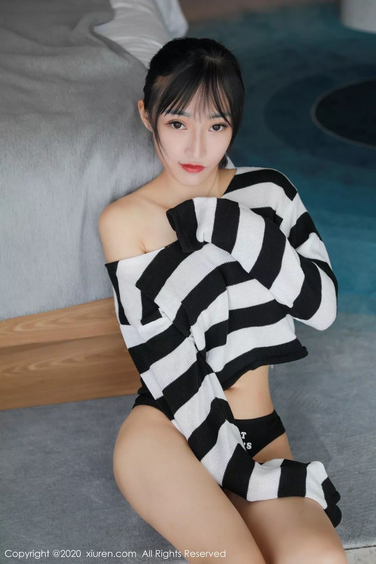 秀人集.com_[XiuRen秀人网]No.2364_嫩模姬玉露CC私房性感小T恤配热裤半脱露翘臀撩人诱惑写真38P