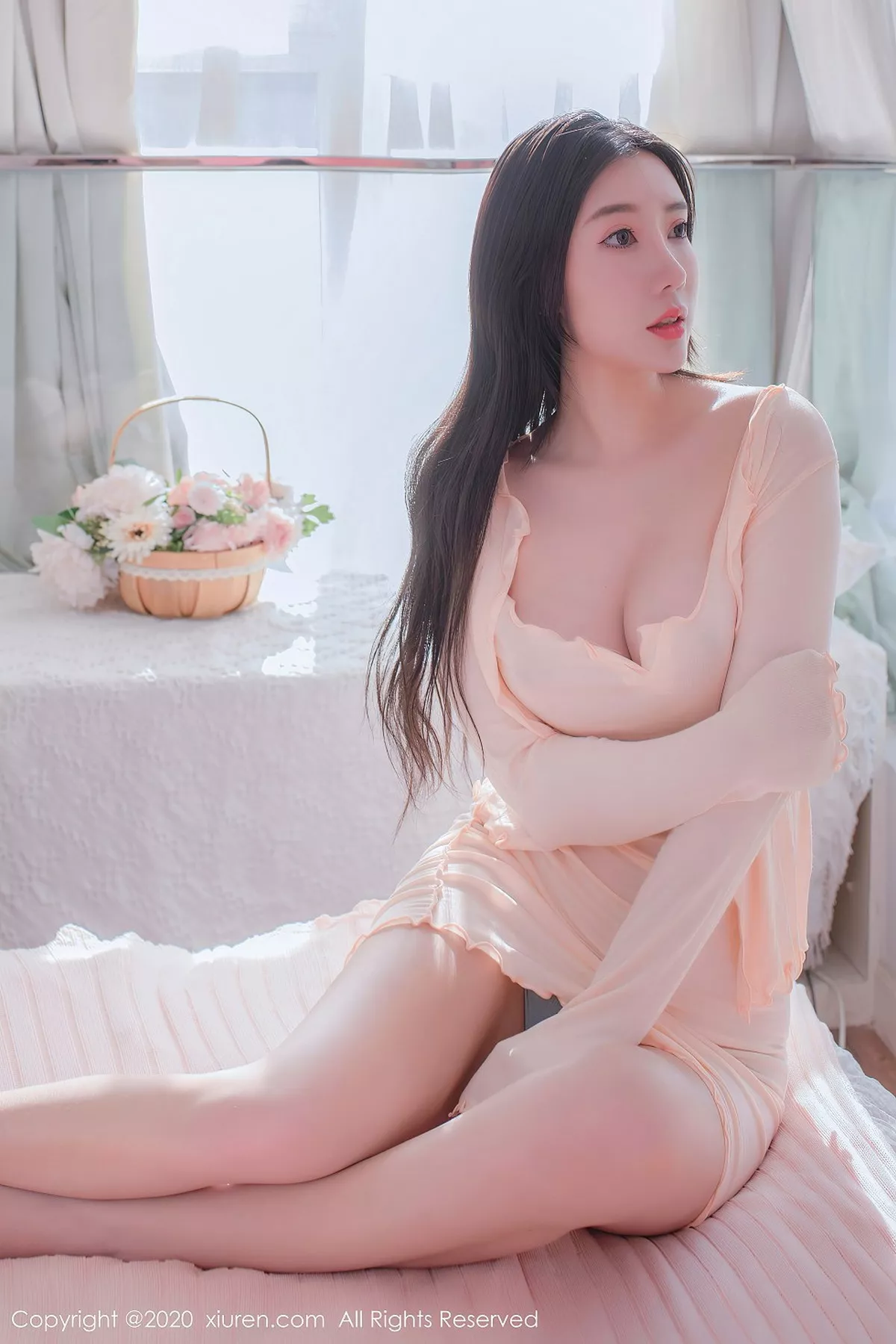 秀人集.com_[XiuRen秀人网]No.2520_嫩模陈梦babe私房性感粉色服饰半脱秀魔鬼身材豪乳翘臀诱惑写真55P