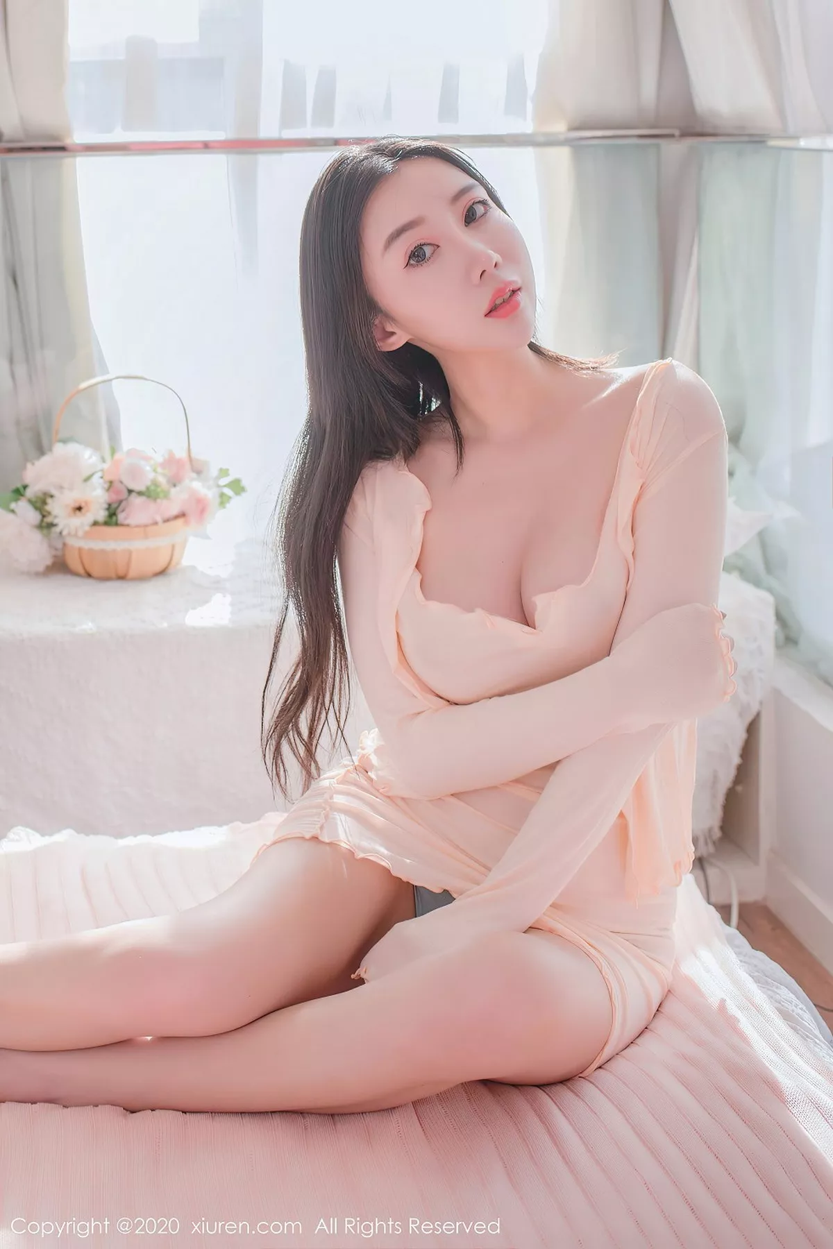 秀人集.com_[XiuRen秀人网]No.2520_嫩模陈梦babe私房性感粉色服饰半脱秀魔鬼身材豪乳翘臀诱惑写真55P
