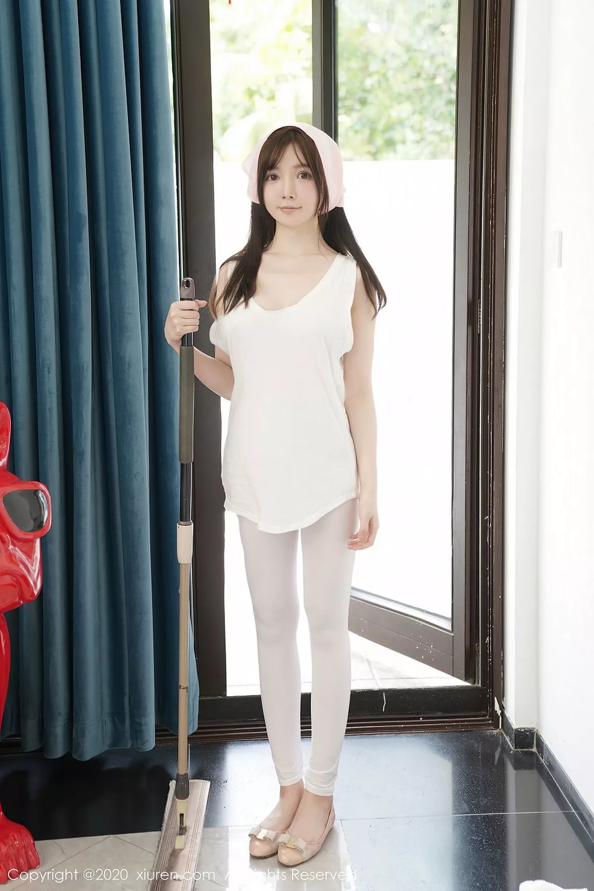 秀人集.com_[XiuRen秀人网]No.2557_女神糯美子Mini性感家政女仆主题超薄无内白丝裤袜极致诱惑写真106P