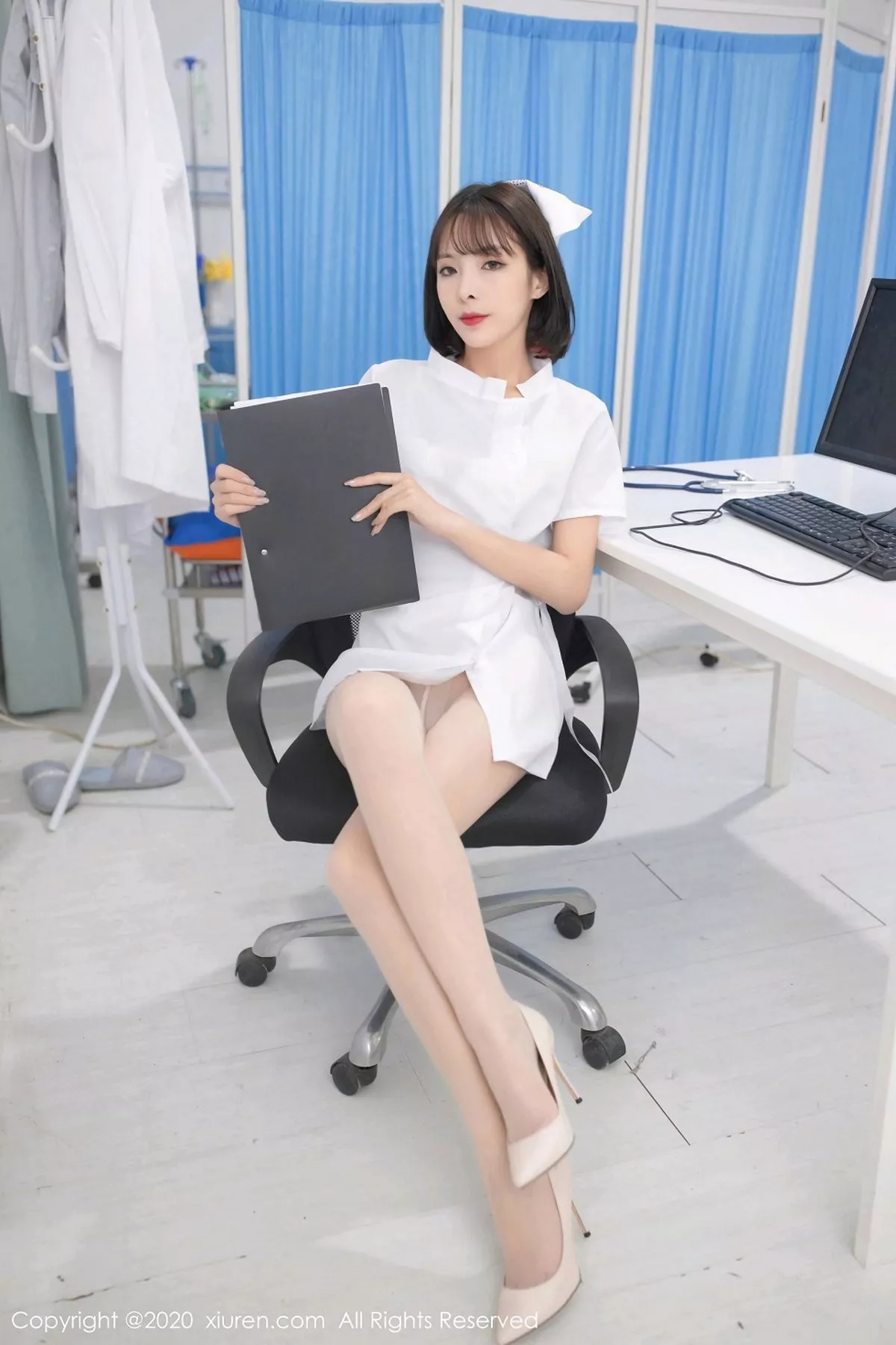 图片[3]-[XiuRen秀人网]第2698期陈小喵写真-秀人集