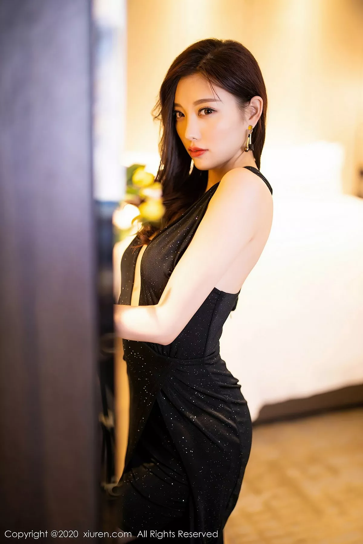 秀人集.com_[XiuRen秀人网]No.2616_女神杨晨晨sugar私房典雅礼裙配黑丝裤袜撩人姿势诱惑写真118P