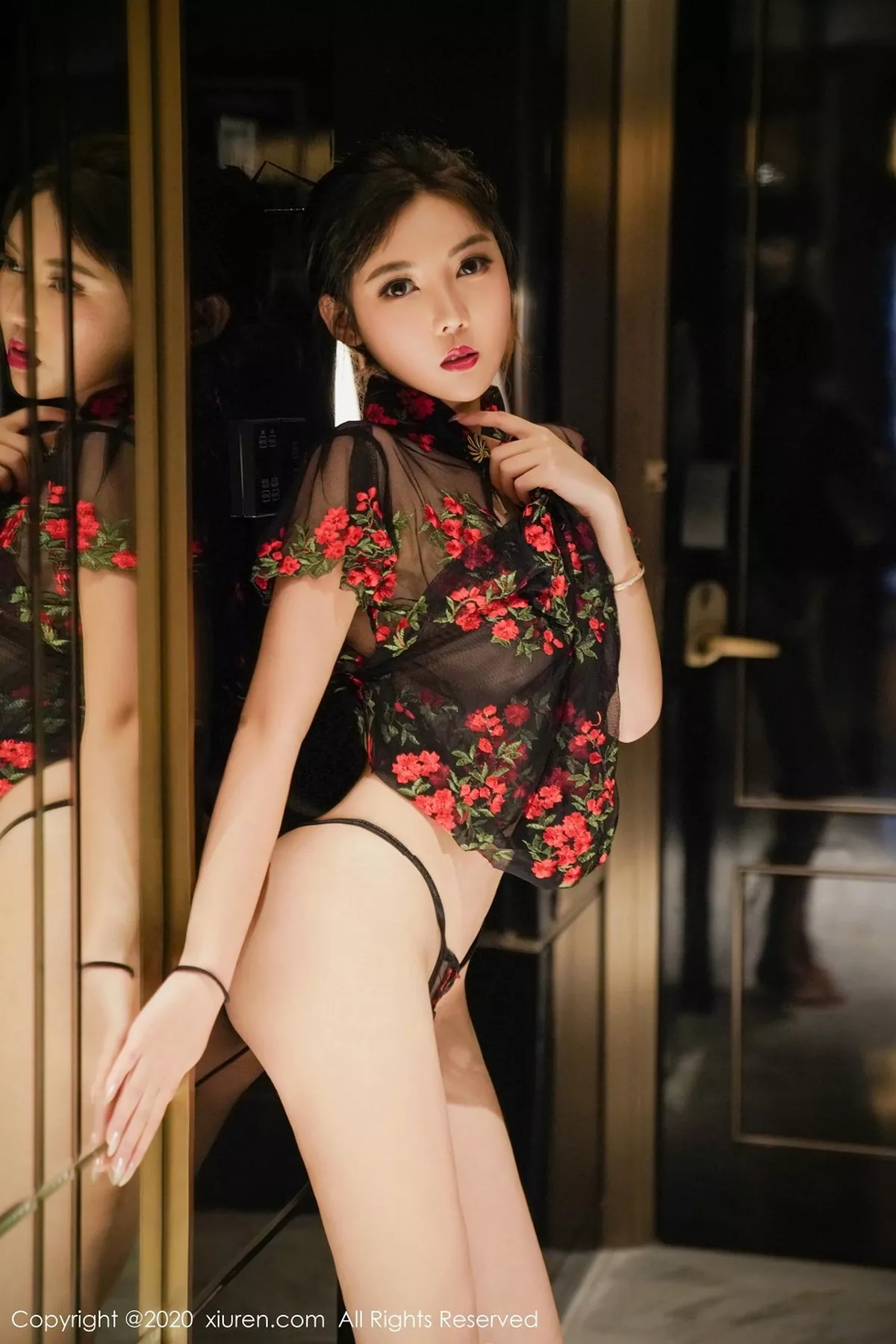 秀人集.com_[XiuRen秀人网]No.2849_嫩模萌汉药baby＆张雨萌韵味典雅旗袍主题撩人姿势惹火诱惑写真45P