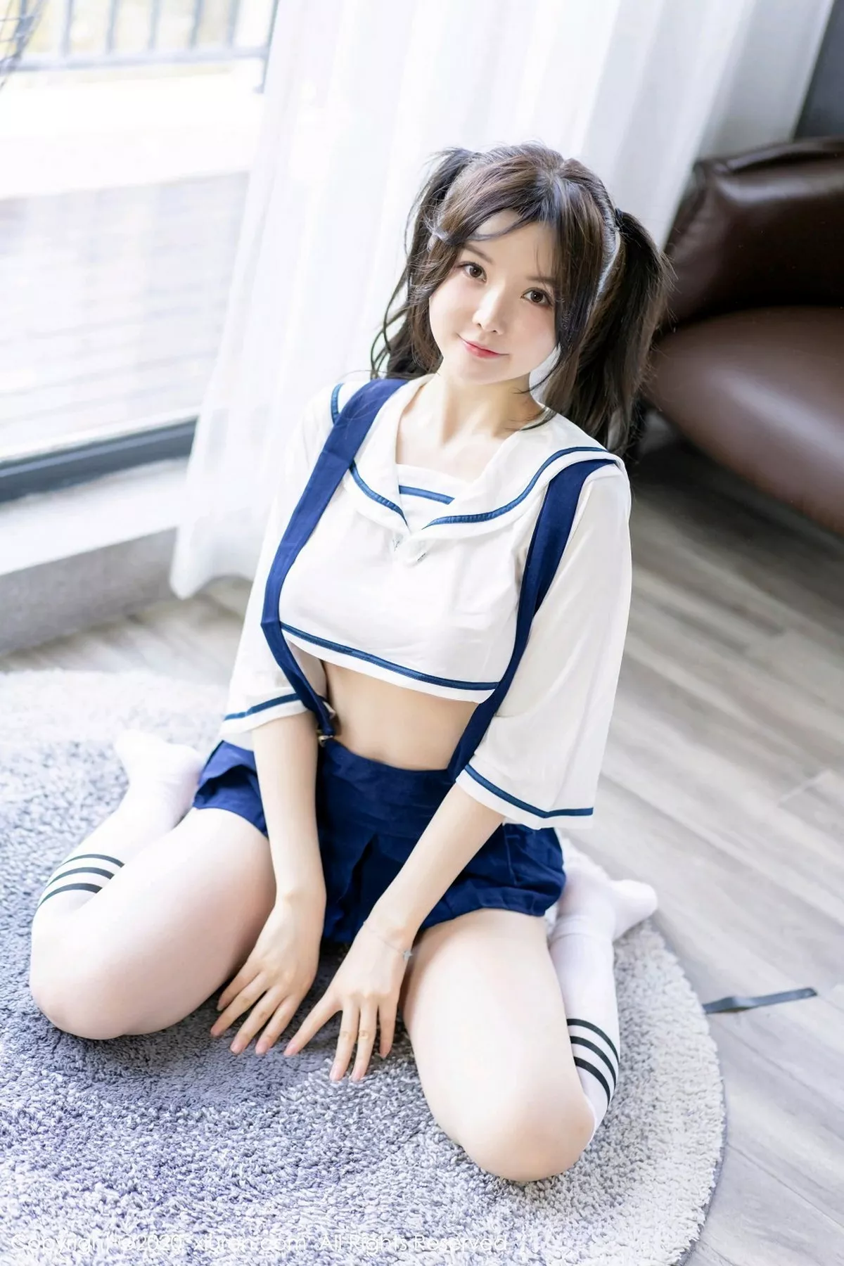 秀人集.com_[XiuRen秀人网]No.2778_女神糯美子Mini清纯双马尾校服主题半脱秀豪乳翘臀诱惑写真35P
