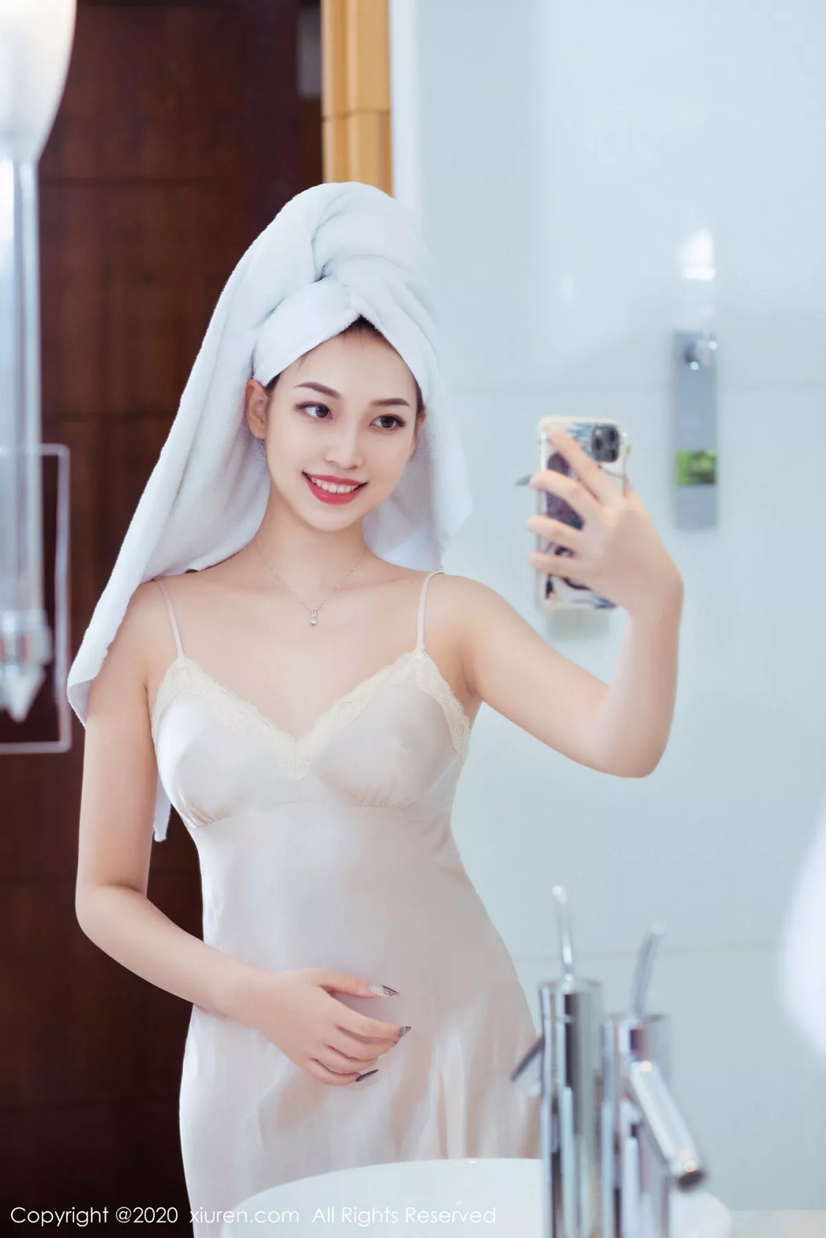 秀人集.com_[XiuRen秀人网]No.2801_嫩模郑颖姗私房浴缸里性感吊带睡衣湿身秀完美身材诱惑写真65P