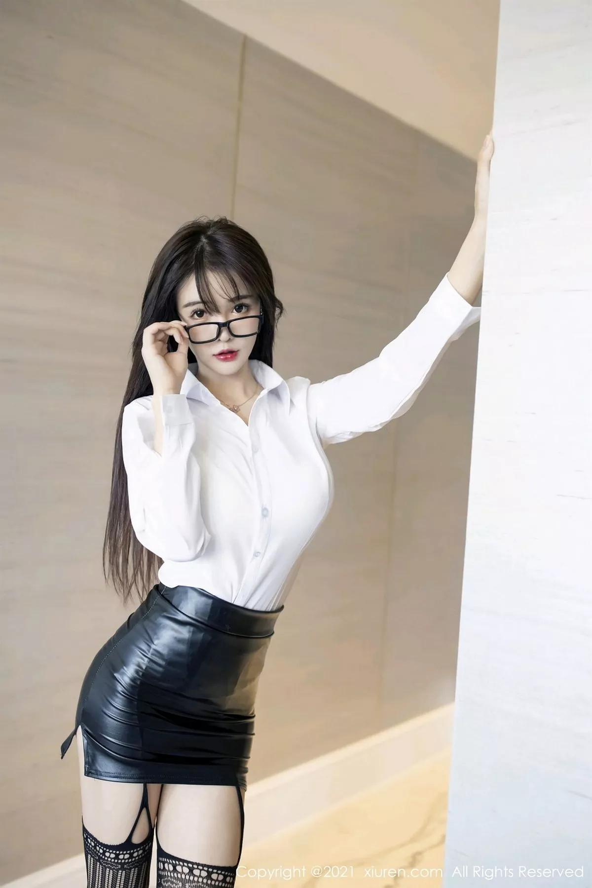 [XiuRen秀人网]第2976期南初妹妹写真-秀人集