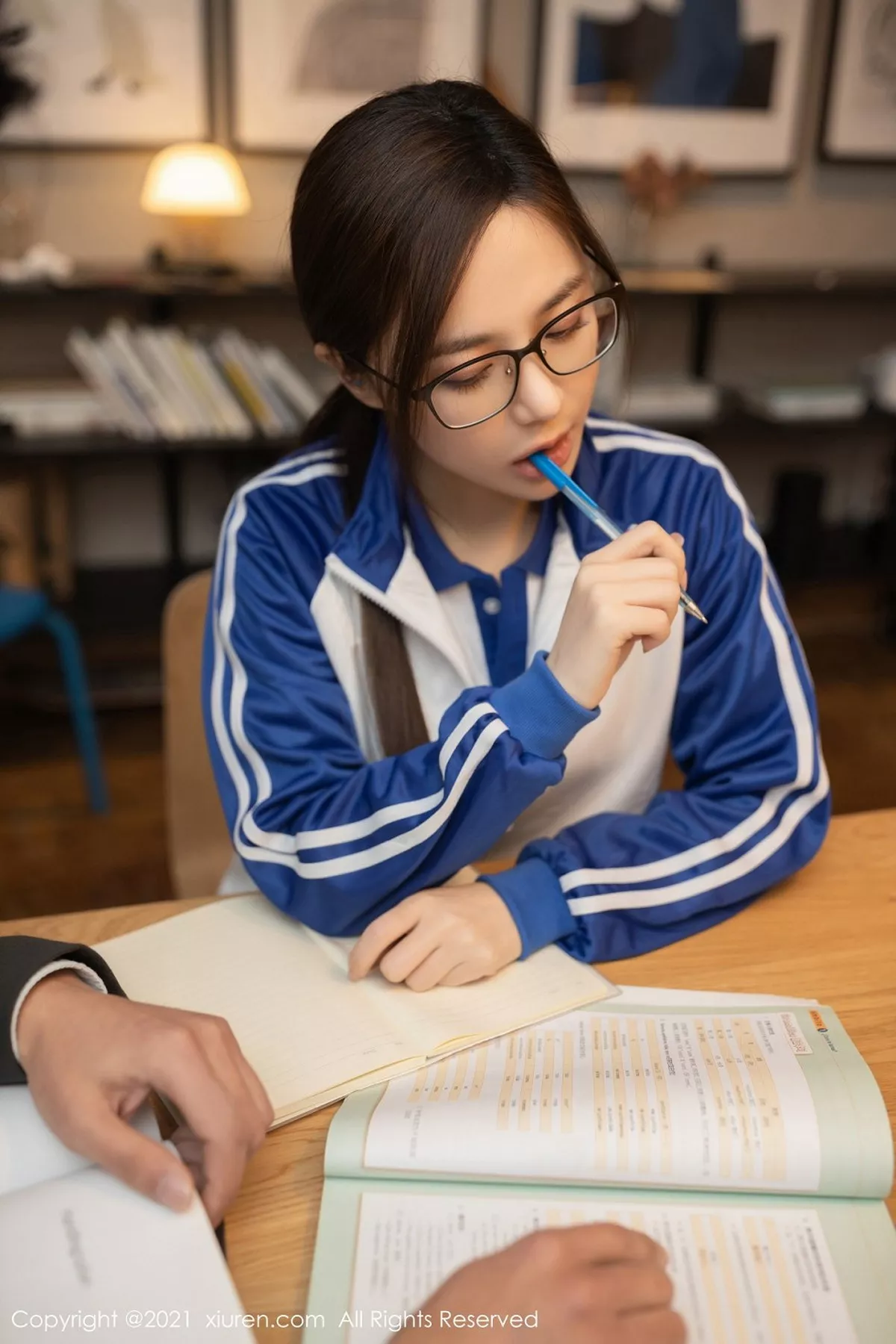 秀人集.com_[XiuRen秀人网]No.2983_嫩模鱼子酱Fish学生与家教故事主题粉色蕾丝内衣完美诱惑写真78P