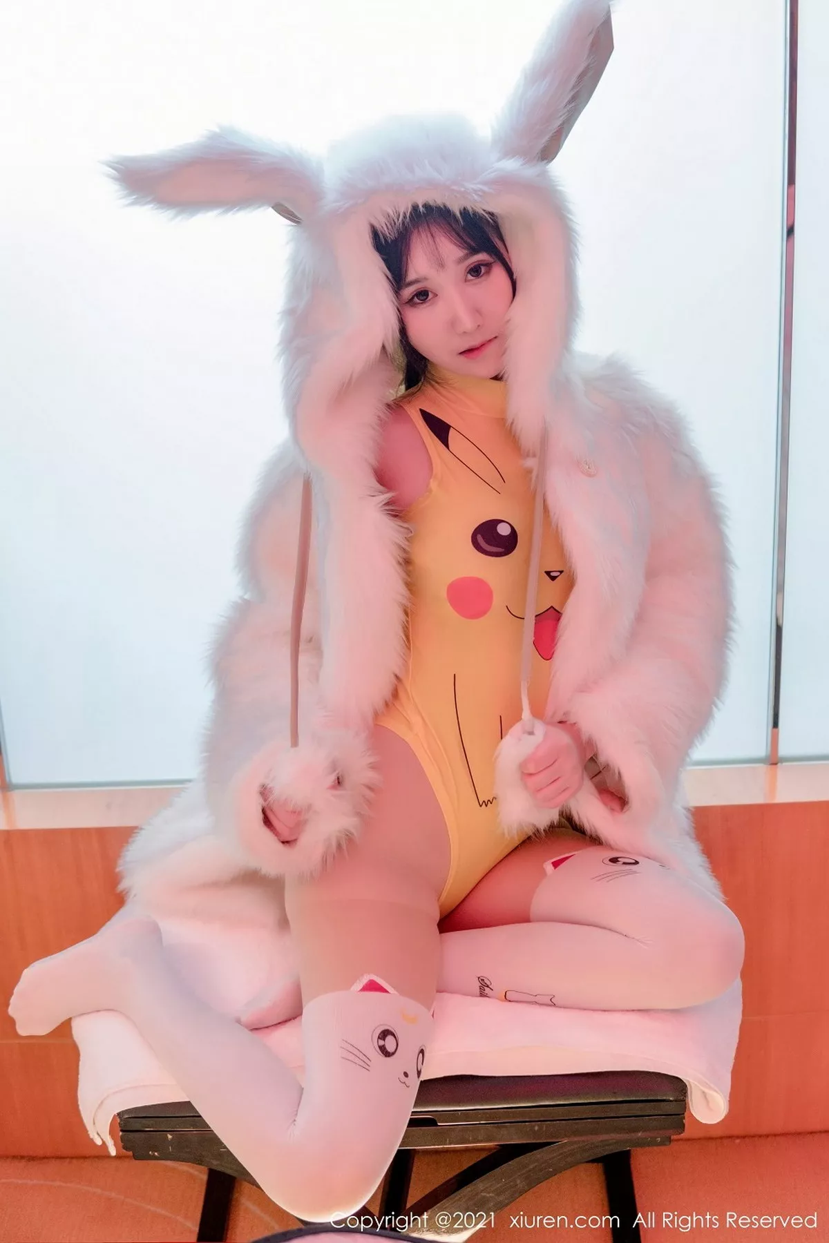 秀人集.com_[XiuRen秀人网]No.2988_嫩模小果冻儿性感卡通连体衣配开档肉丝裤袜撩人诱惑写真55P