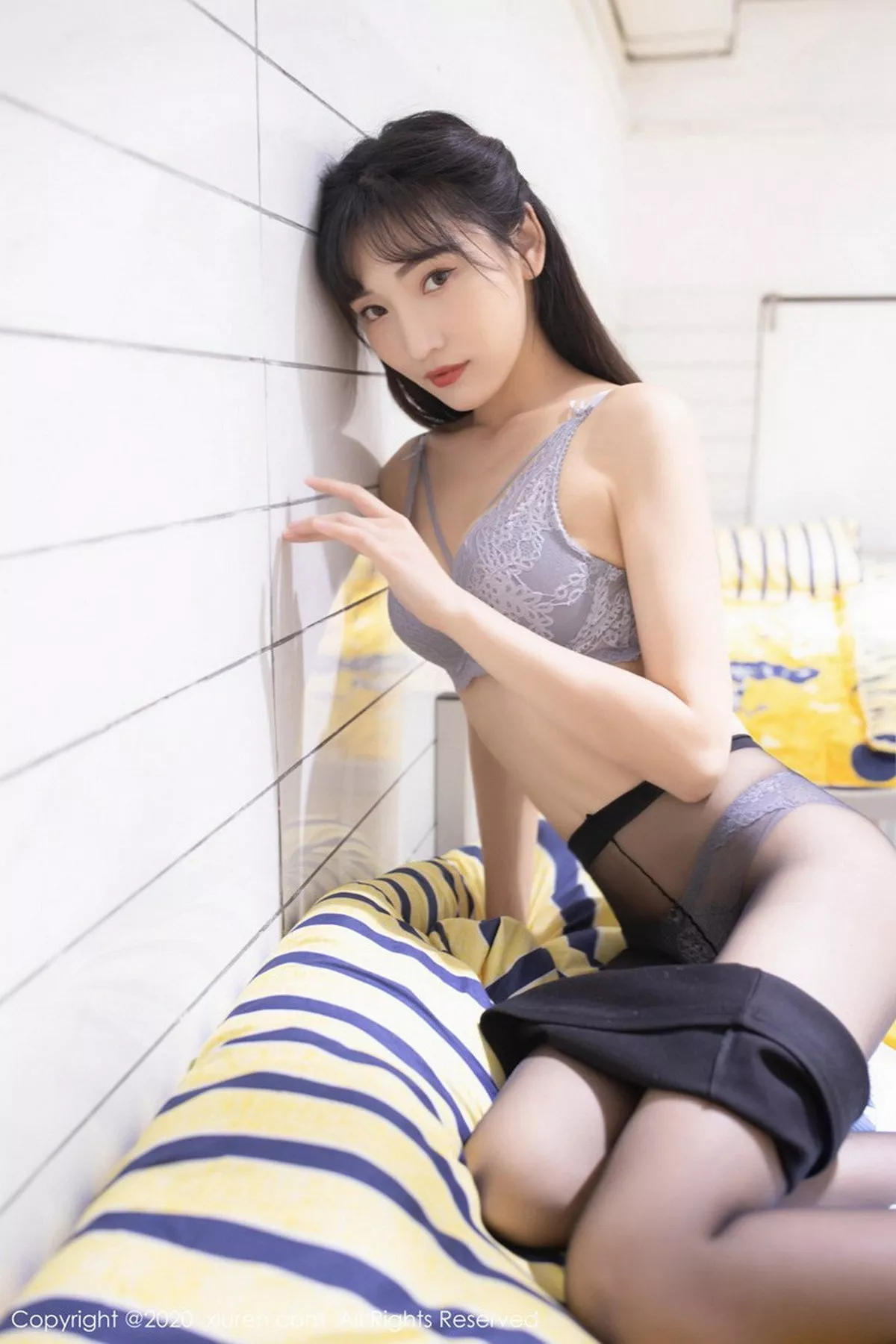秀人集.com_[XiuRen秀人网]No.2932_嫩模陆萱萱三亚旅拍私房性感内衣配开档黑丝裤袜完美诱惑写真72P