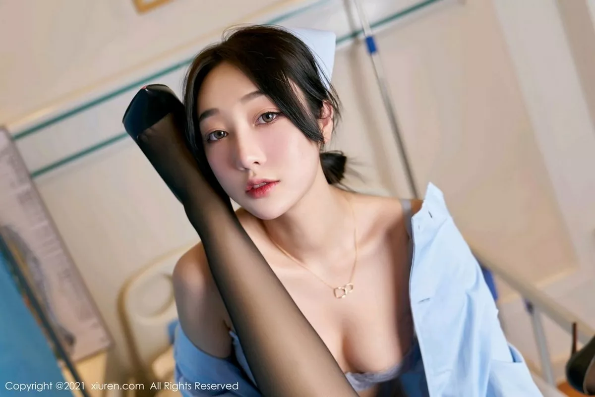 秀人集.com_[XiuRen秀人网]No.3060_嫩模九月生＆林子欣心愿旅拍医生护士剧情主题床上撩人诱惑写真85P
