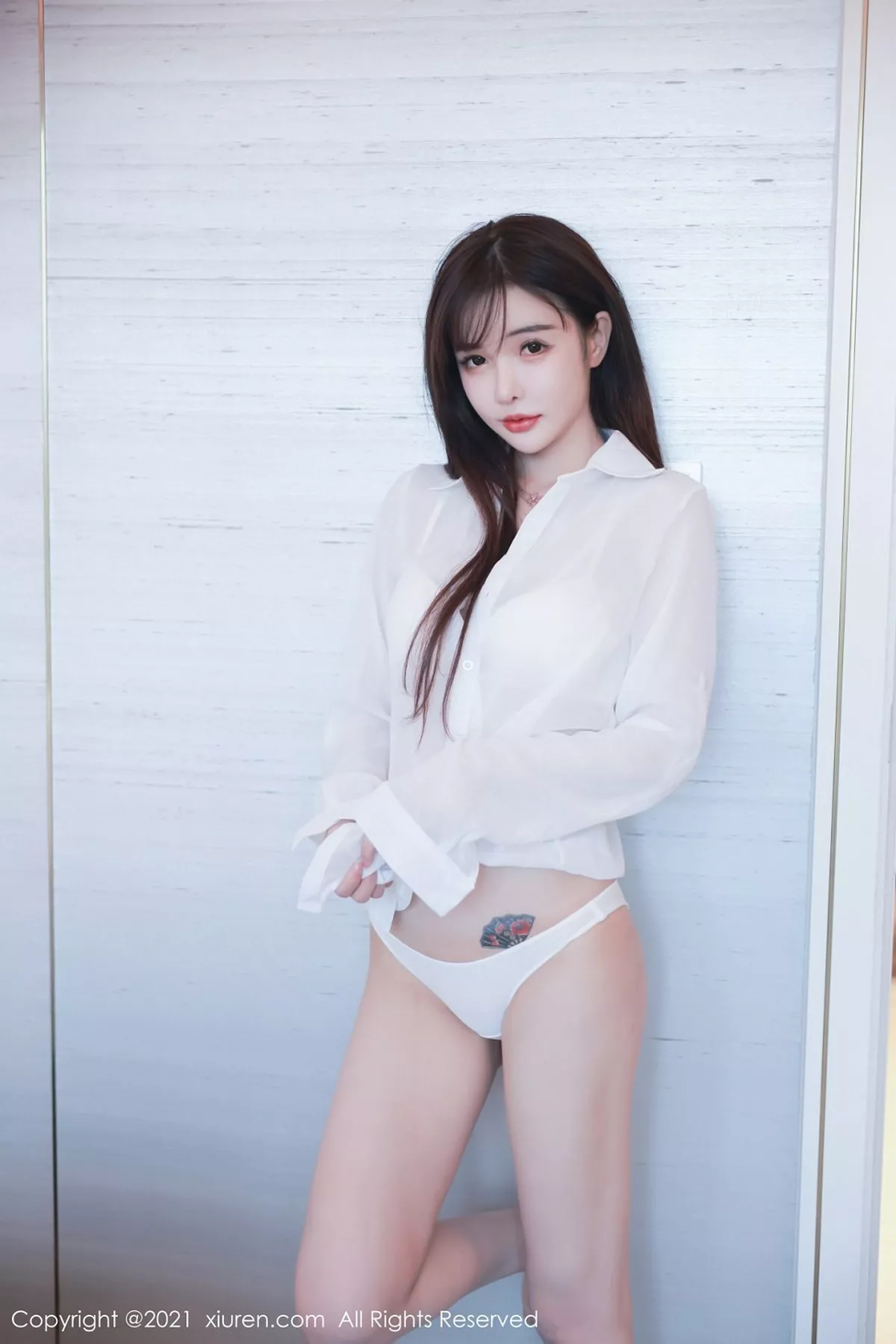 秀人集.com_[XiuRen秀人网]No.3064_嫩模南初妹妹洁白动人衬衫配白色内衣秀完美身材撩人诱惑写真50P