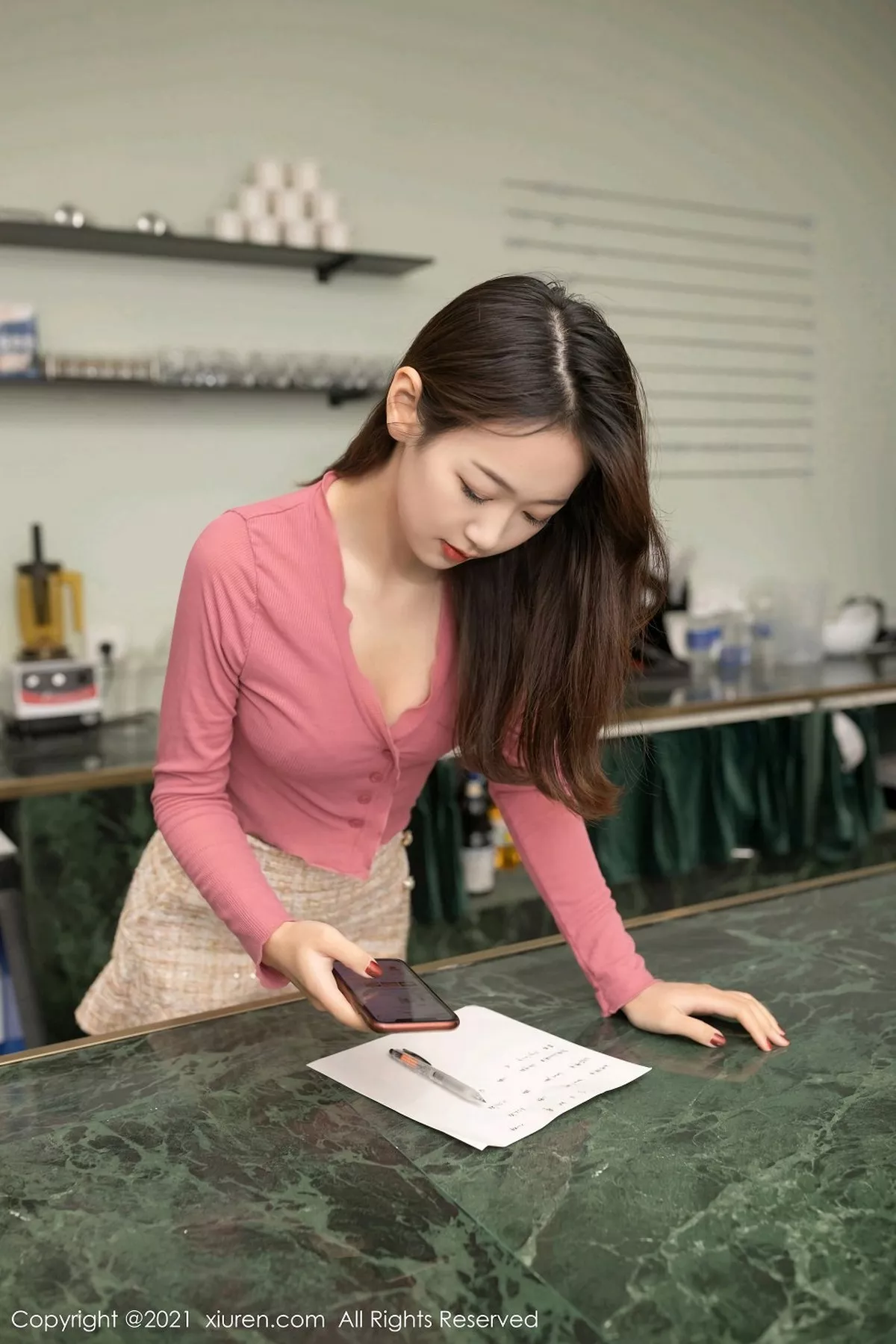 秀人集.com_[XiuRen秀人网]No.3017_嫩模唐安琪妻子突然冷漠剧情主题私房浴室半脱撩人诱惑写真79P