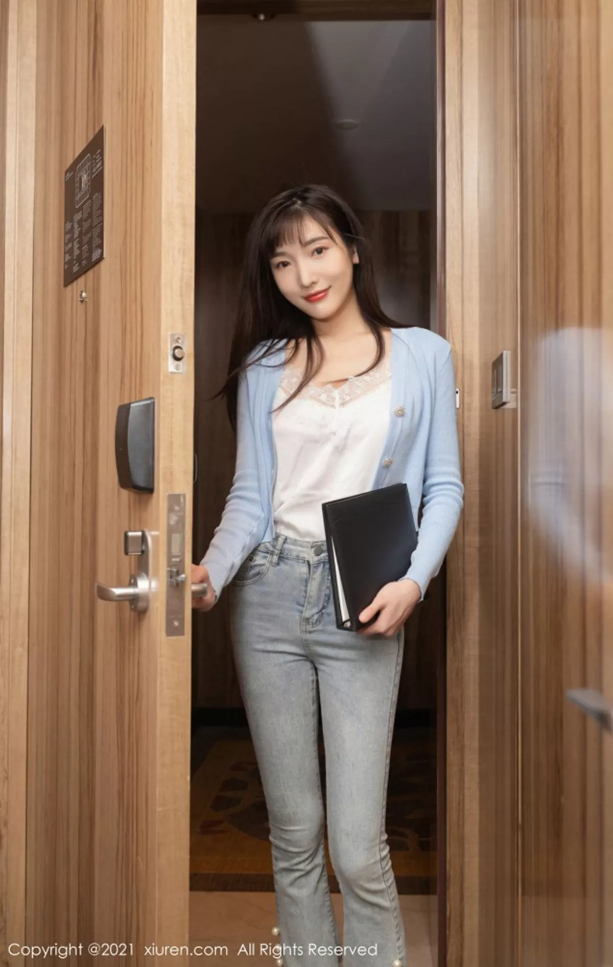 图片[10]-[XiuRen秀人网]第3146期陆萱萱写真-秀人集