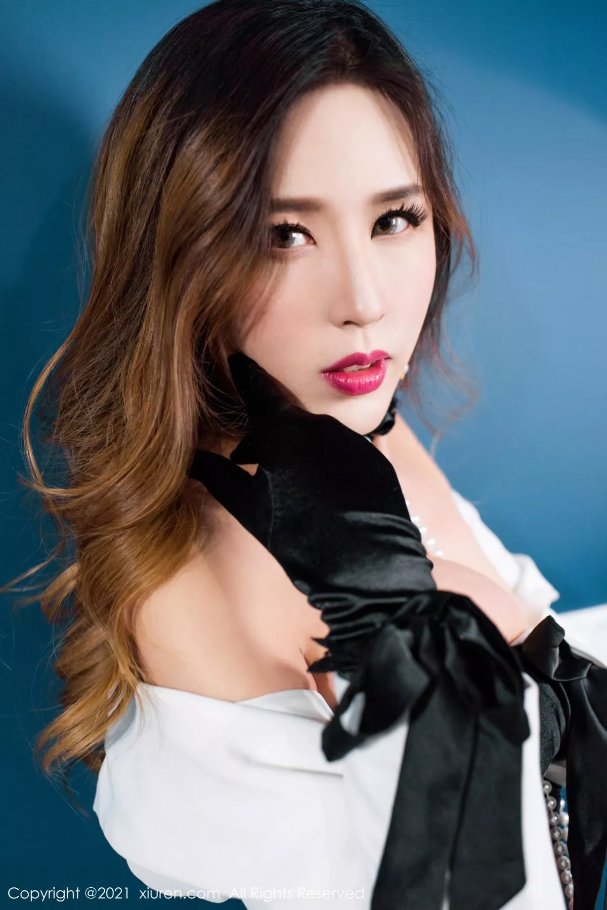 图片[2]-[XiuRen秀人网]第3189期贵贵写真-秀人集