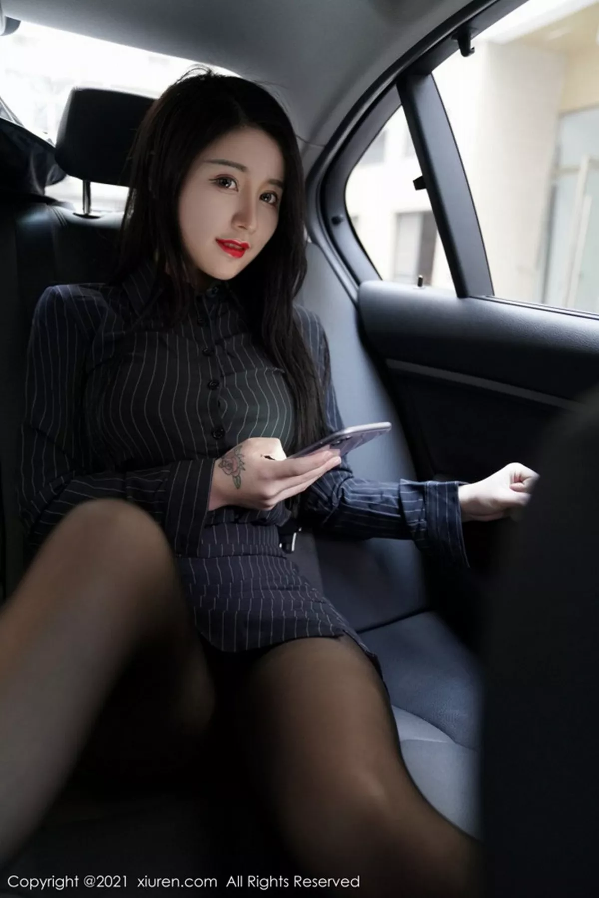 图片[8]-[XiuRen秀人网]第3111期美七Mia写真-秀人集