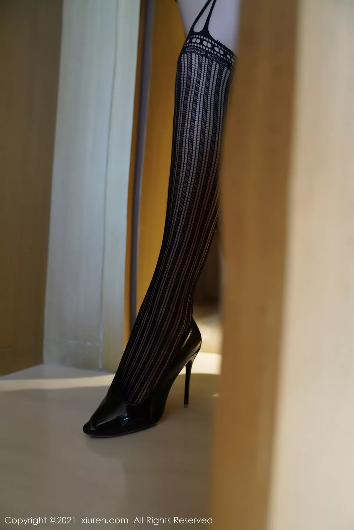 图片[32]-[XiuRen秀人网]第3221期晓鱼酱写真-秀人集