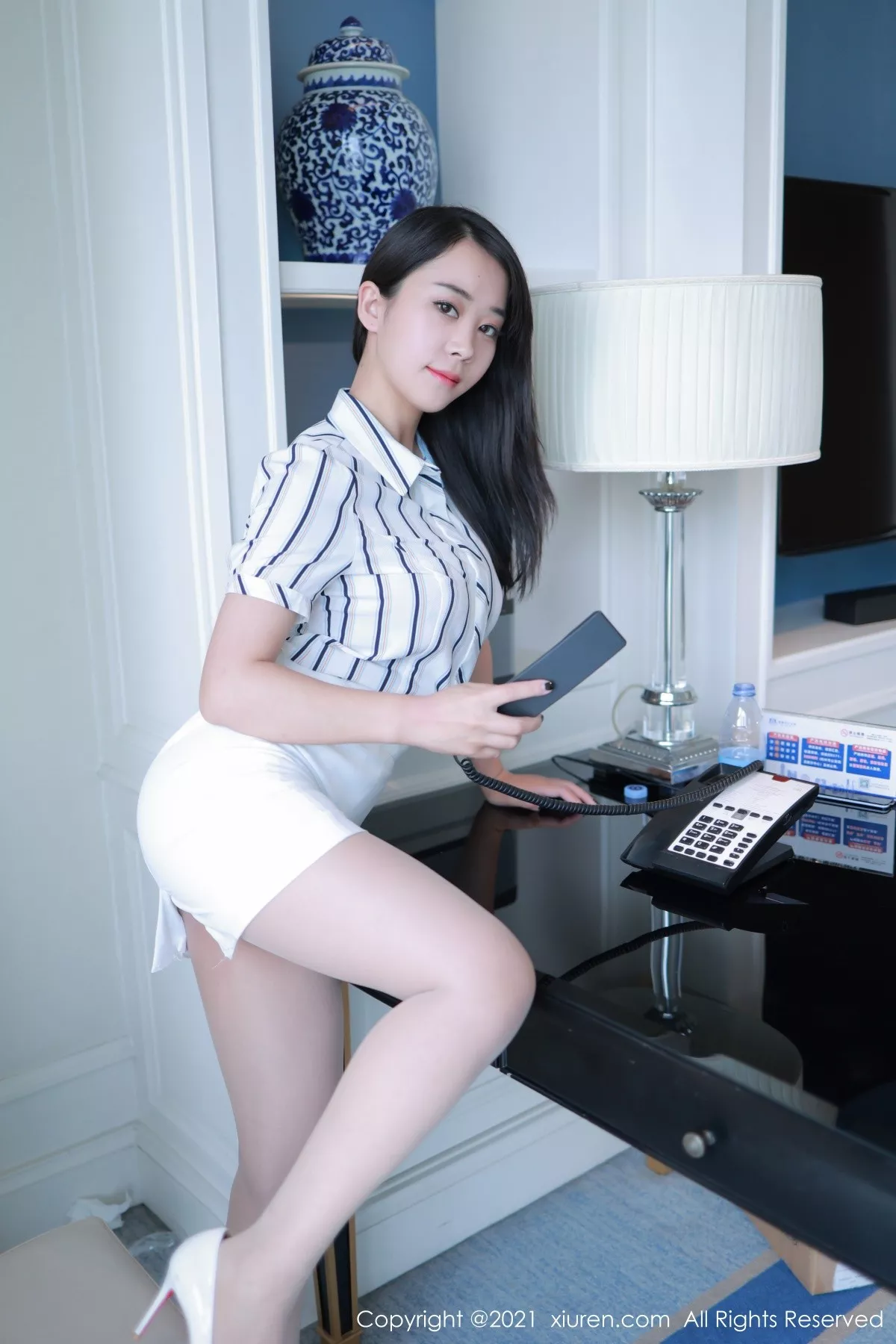 [XiuRen秀人网]第3578期HeyuZhang写真-秀人集