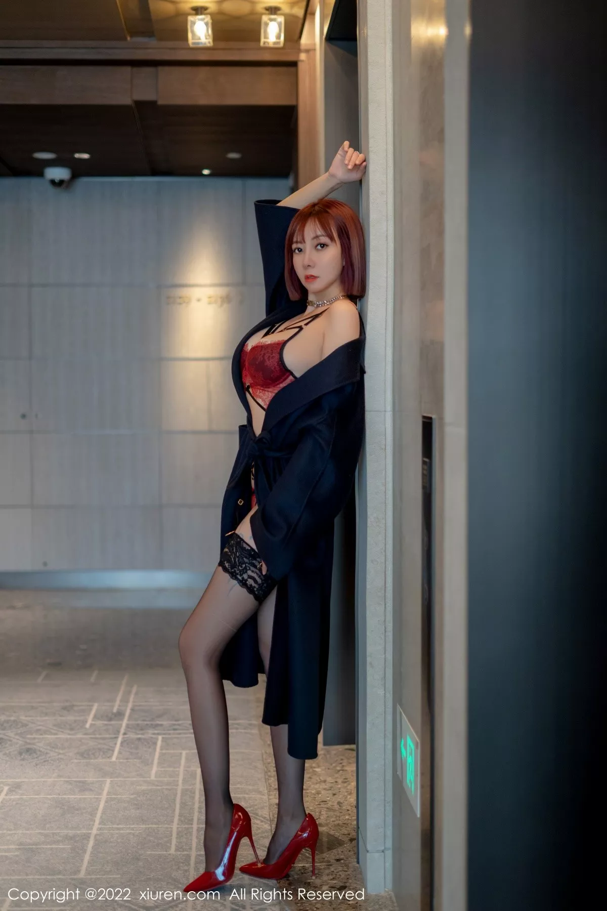 [XiuRen秀人网]第4886期果儿写真-秀人集