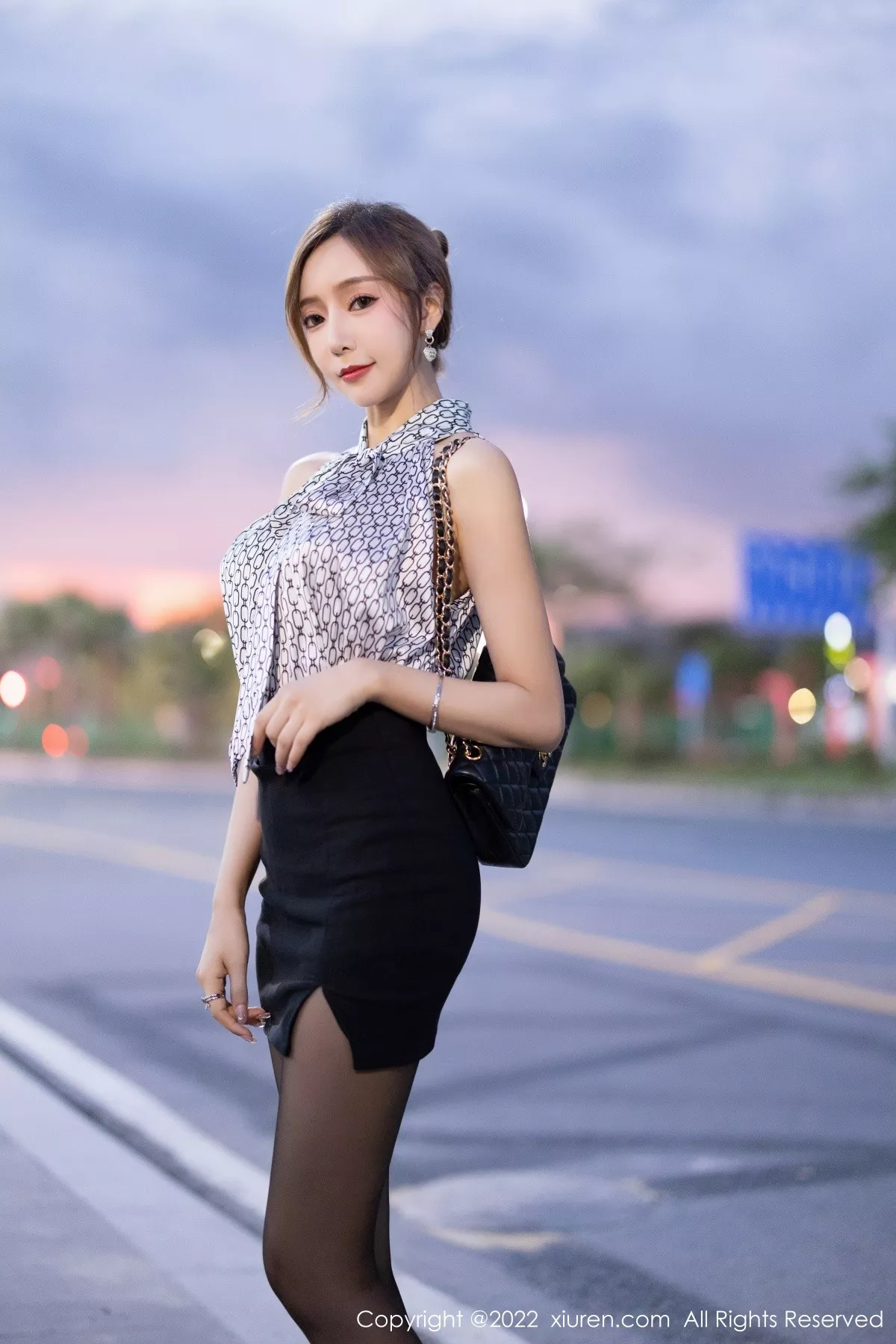 图片[2]-[XiuRen秀人网]第5325期王馨瑶写真-秀人集