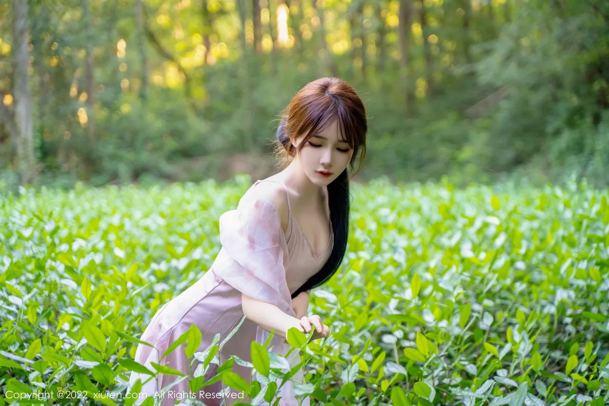 图片[2]-[XiuRen秀人网]第5690期婠婠么写真-秀人集