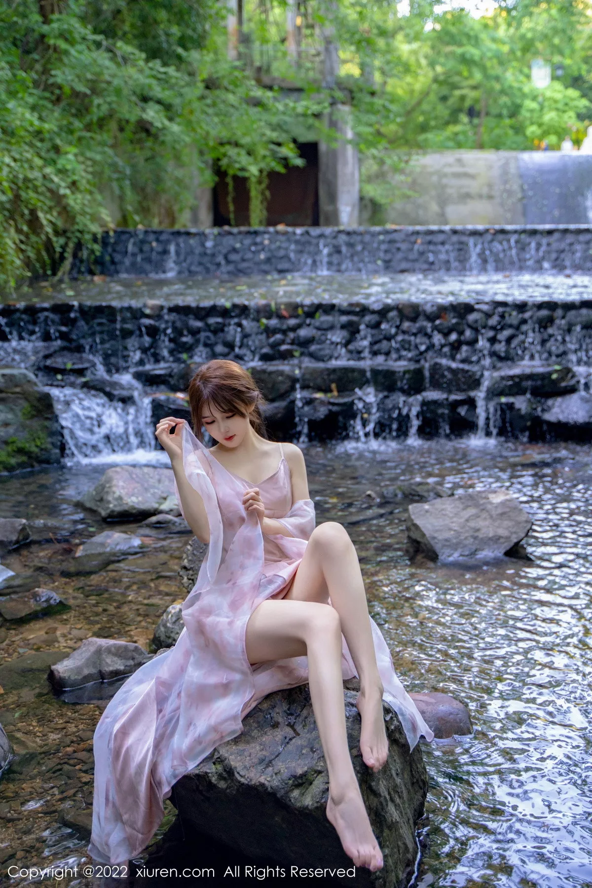 图片[17]-[XiuRen秀人网]第5690期婠婠么写真-秀人集