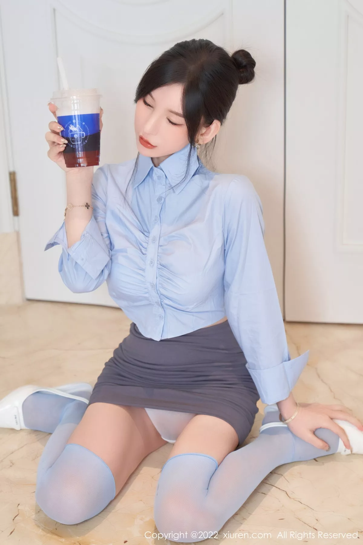 图片[17]-[XiuRen秀人网]第5812期周于希写真-秀人集