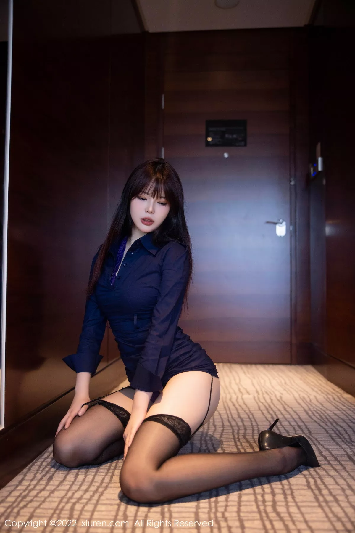 图片[17]-[XiuRen秀人网]第5813期薇薇写真-秀人集