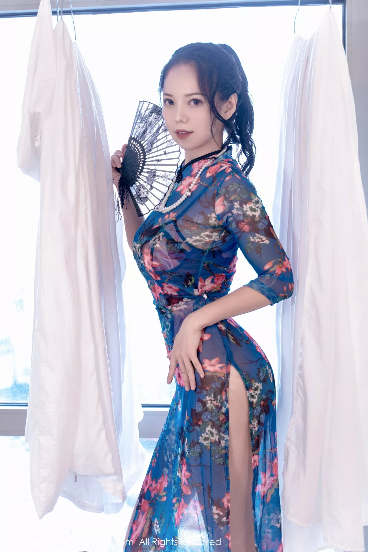 图片[8]-[XiuRen秀人网]第5819期大美妞儿写真-秀人集