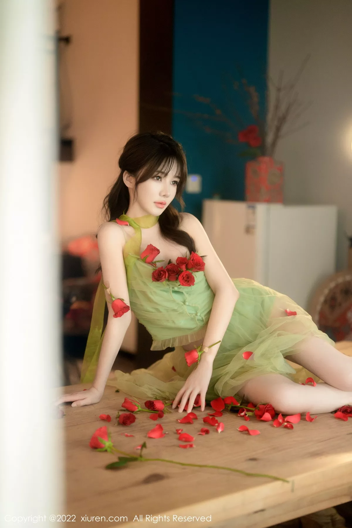 图片[2]-[XiuRen秀人网]第5875期婠婠么写真-秀人集