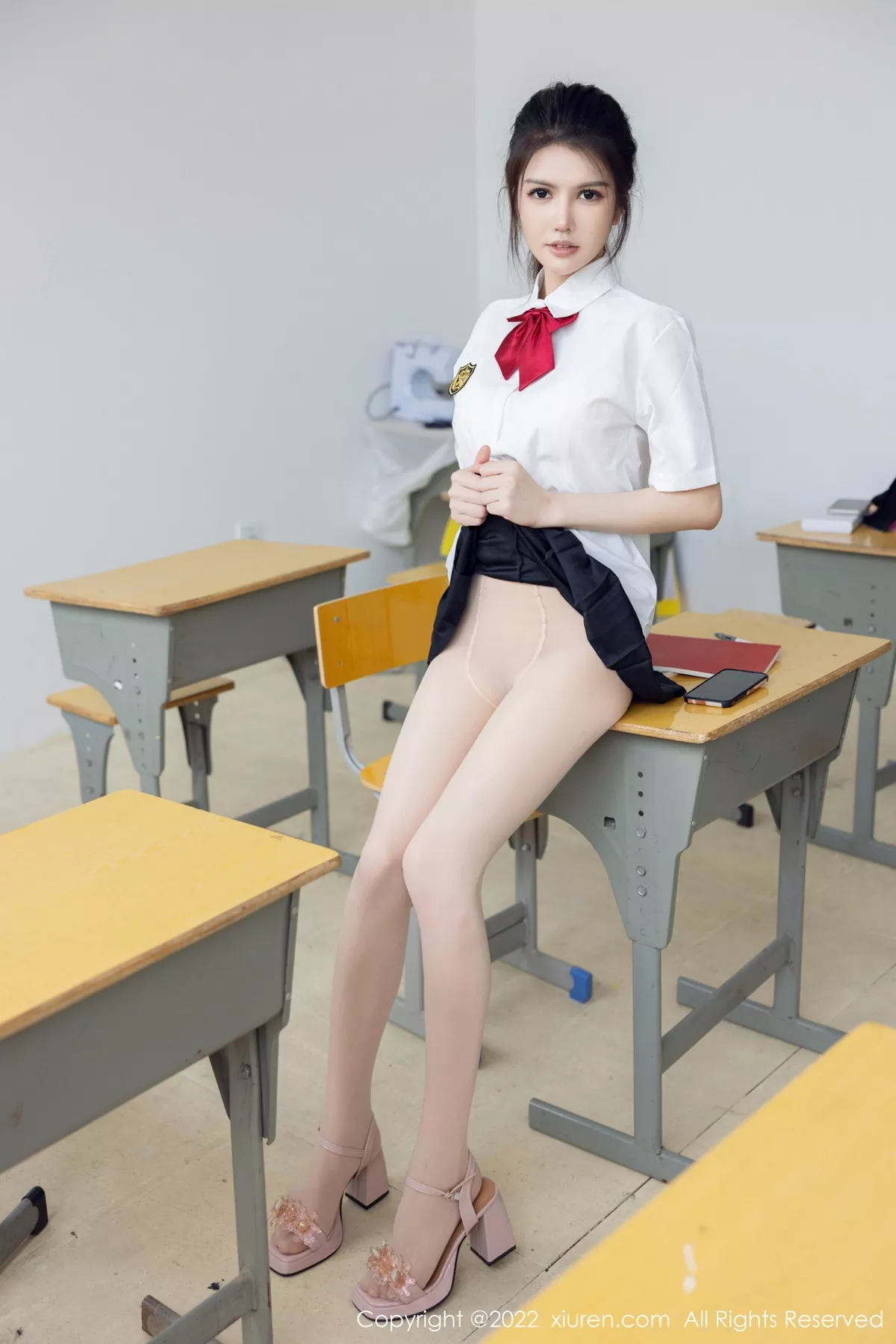 图片[6]-[XiuRen秀人网]第5762期媛媛酱写真-秀人集