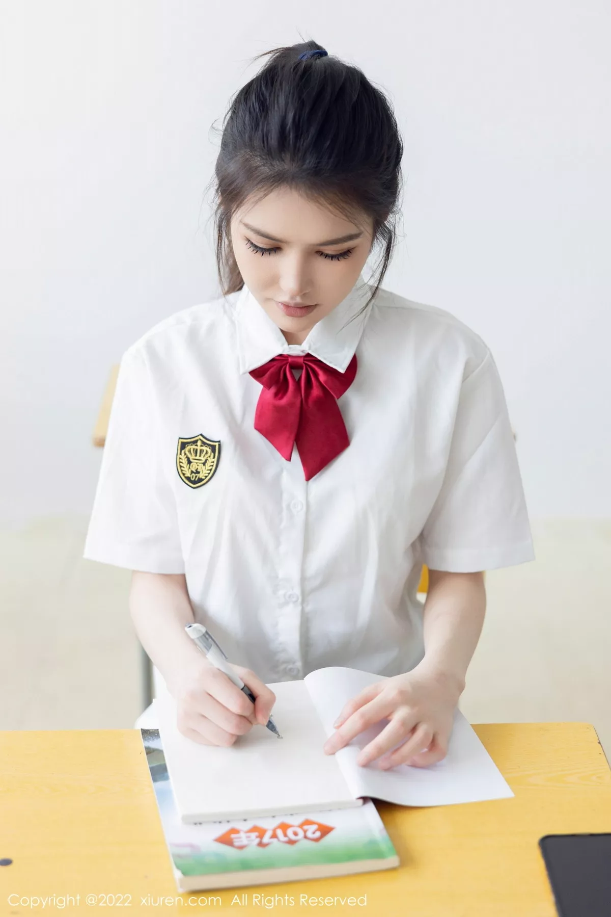 图片[11]-[XiuRen秀人网]第5762期媛媛酱写真-秀人集
