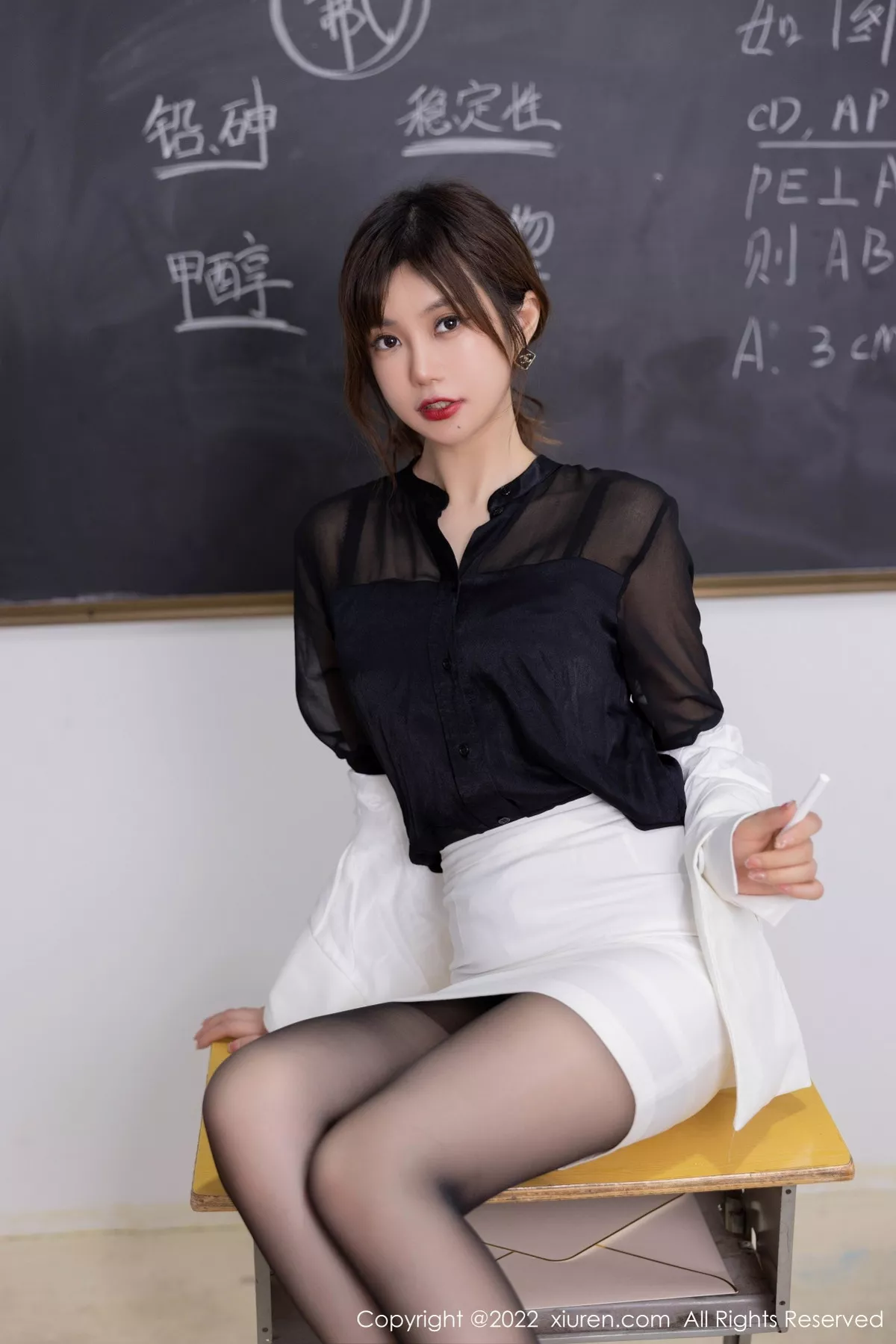 图片[15]-[XiuRen秀人网]第6008期绮里嘉写真-秀人集