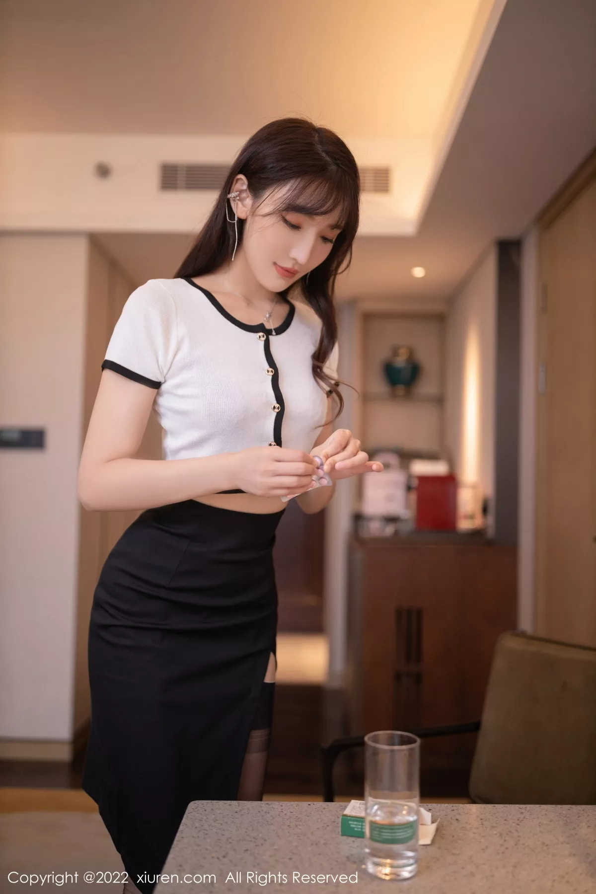 图片[6]-[XiuRen秀人网]第6065期小海臀写真-秀人集