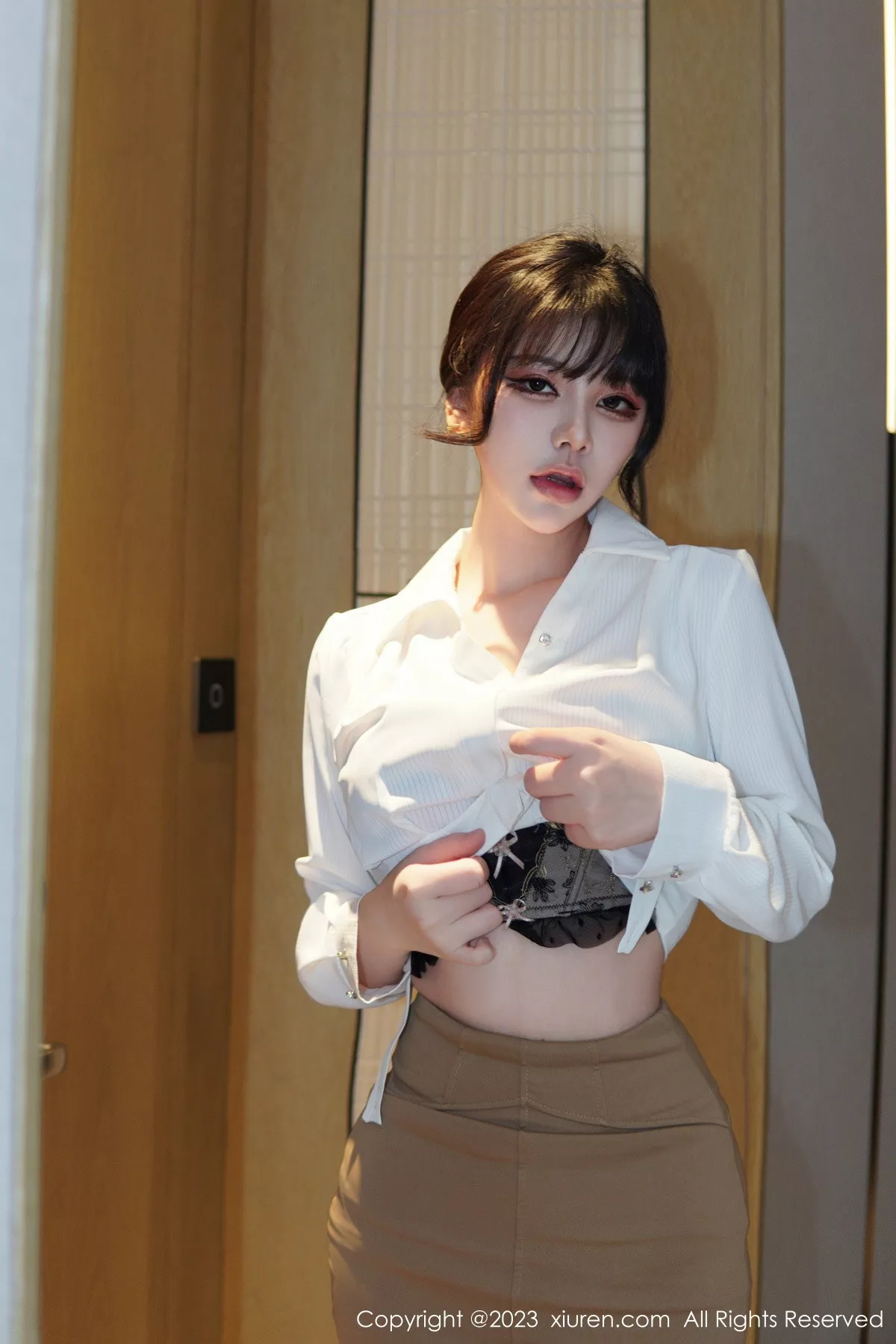 图片[21]-[XiuRen秀人网]第6111期桃桃子写真-秀人集