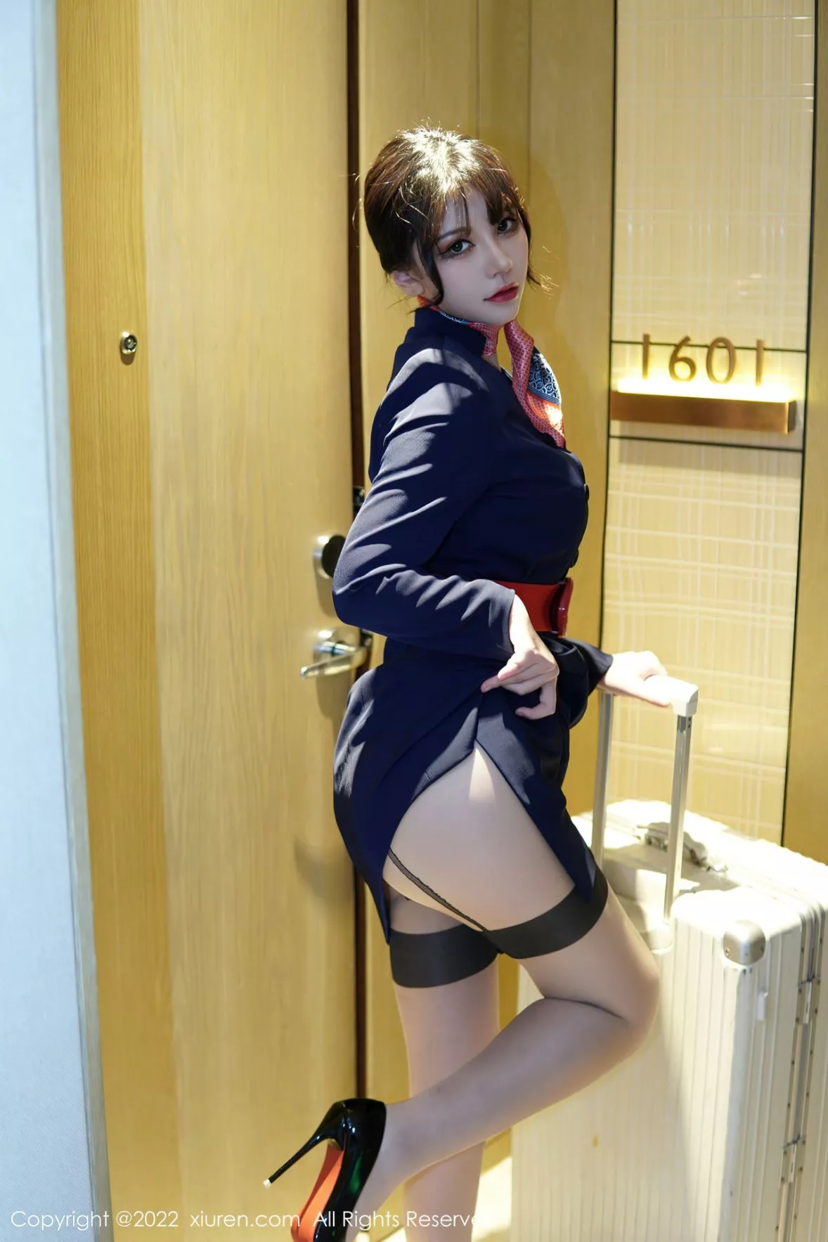 图片[11]-[XiuRen秀人网]第6048期桃桃子写真-秀人集