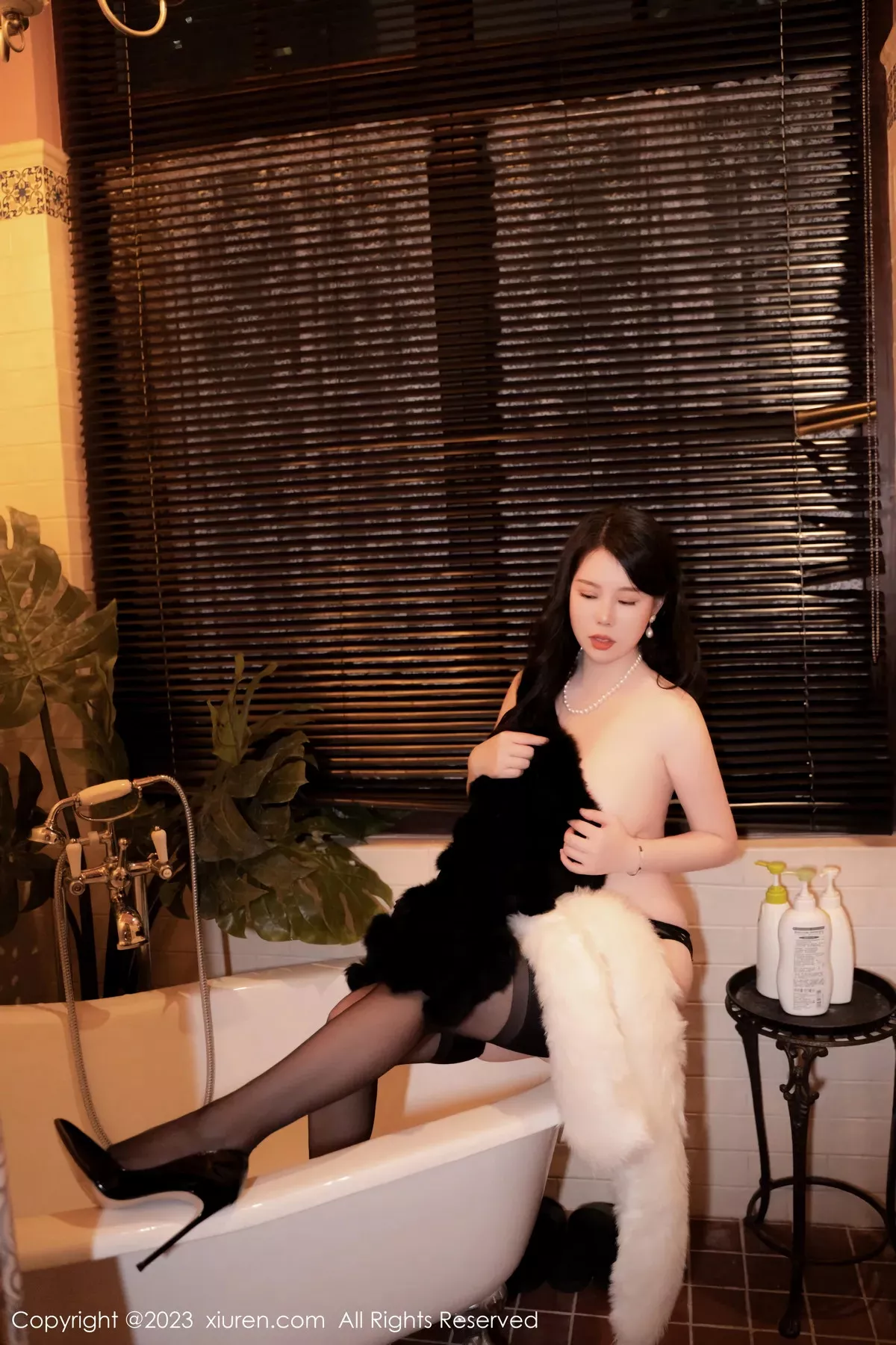图片[38]-[XiuRen秀人网]第6225期白茹雪写真-秀人集
