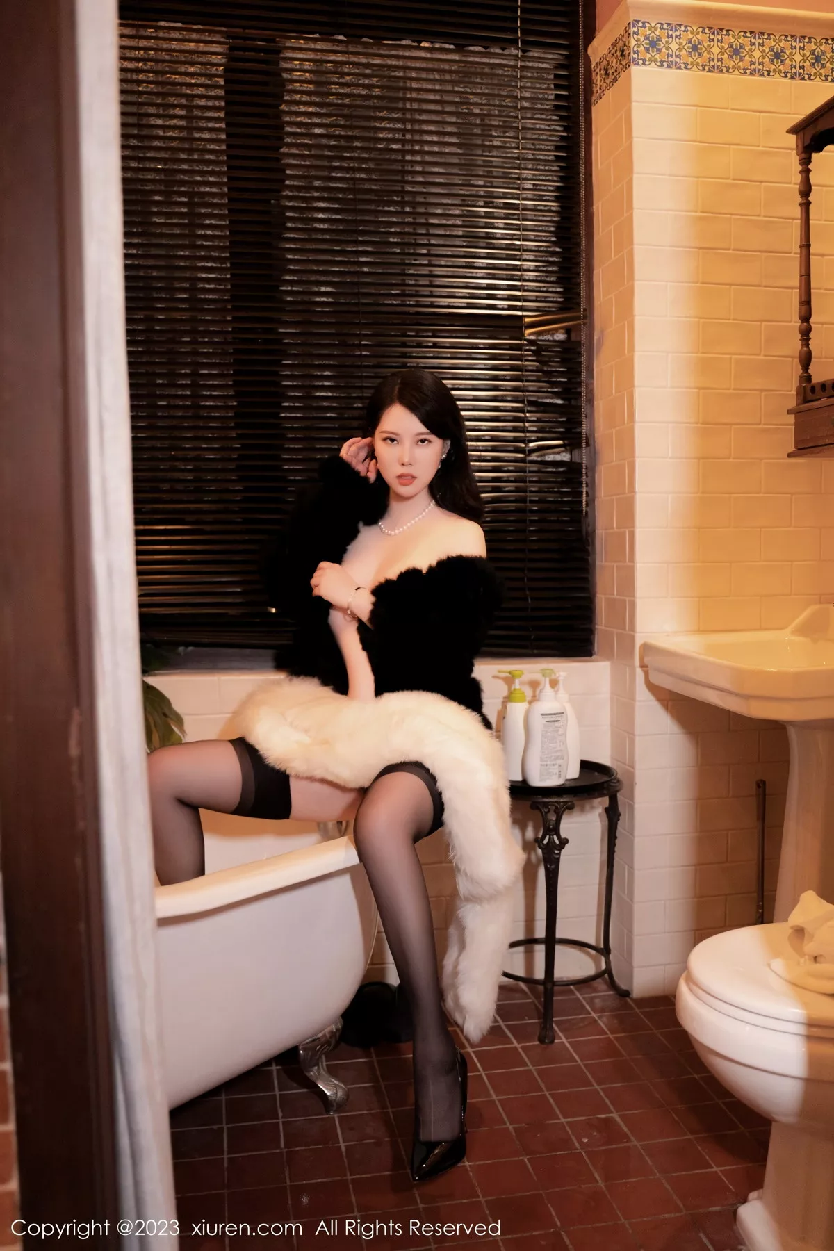 图片[32]-[XiuRen秀人网]第6225期白茹雪写真-秀人集