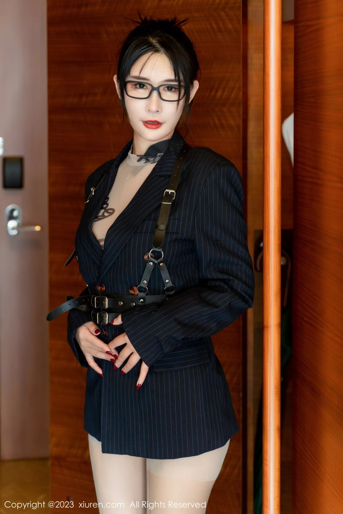 图片[8]-[XiuRen秀人网]第6255期夏沫沫写真-秀人集