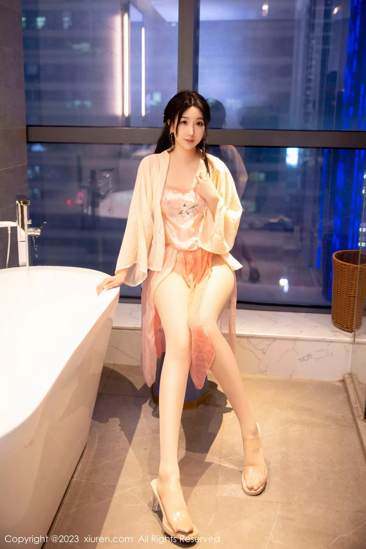 [XiuRen秀人网]第6262期江真真写真-秀人集