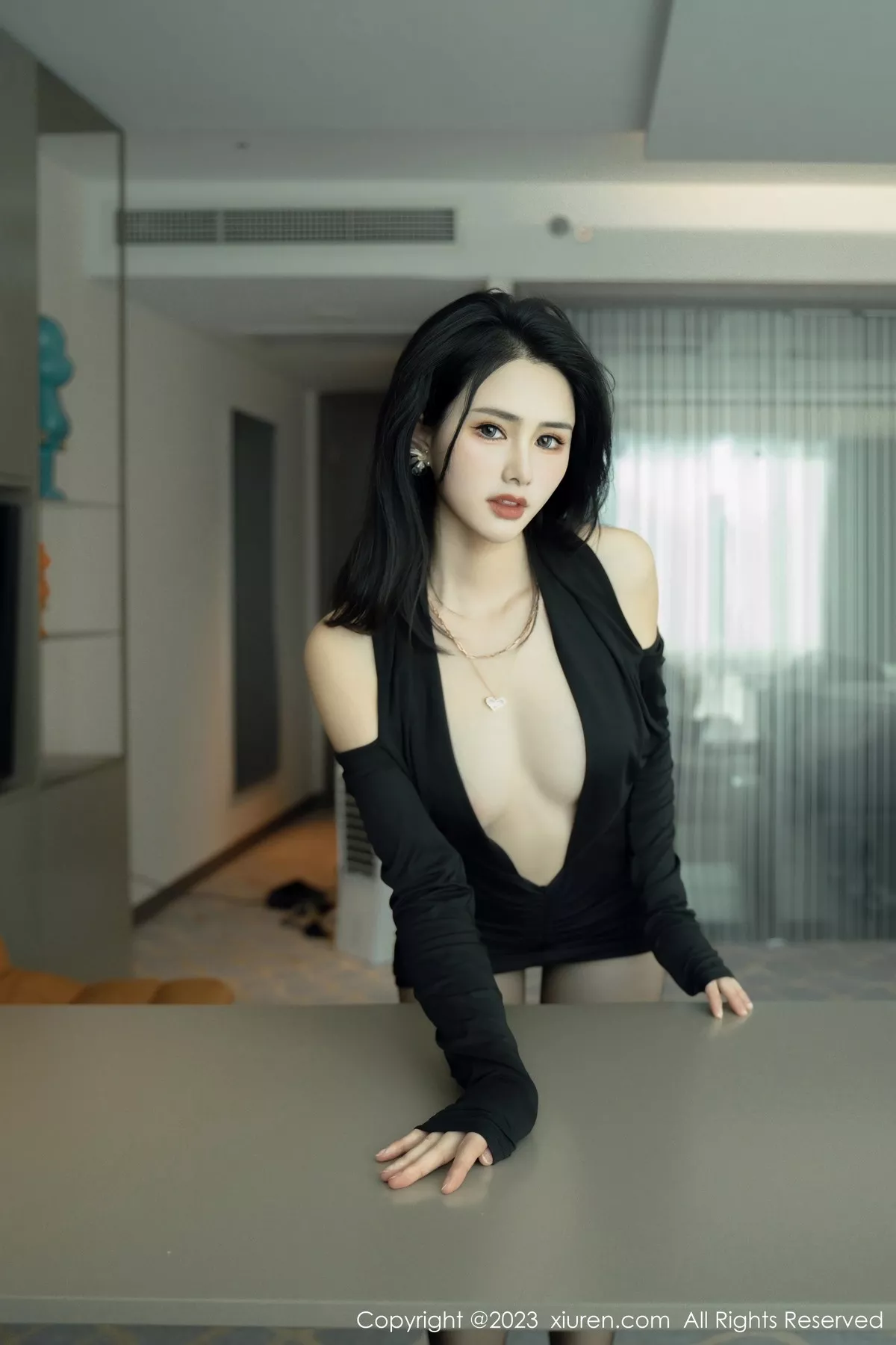 图片[24]-[XiuRen秀人网]第6385期艾希儿写真-秀人集