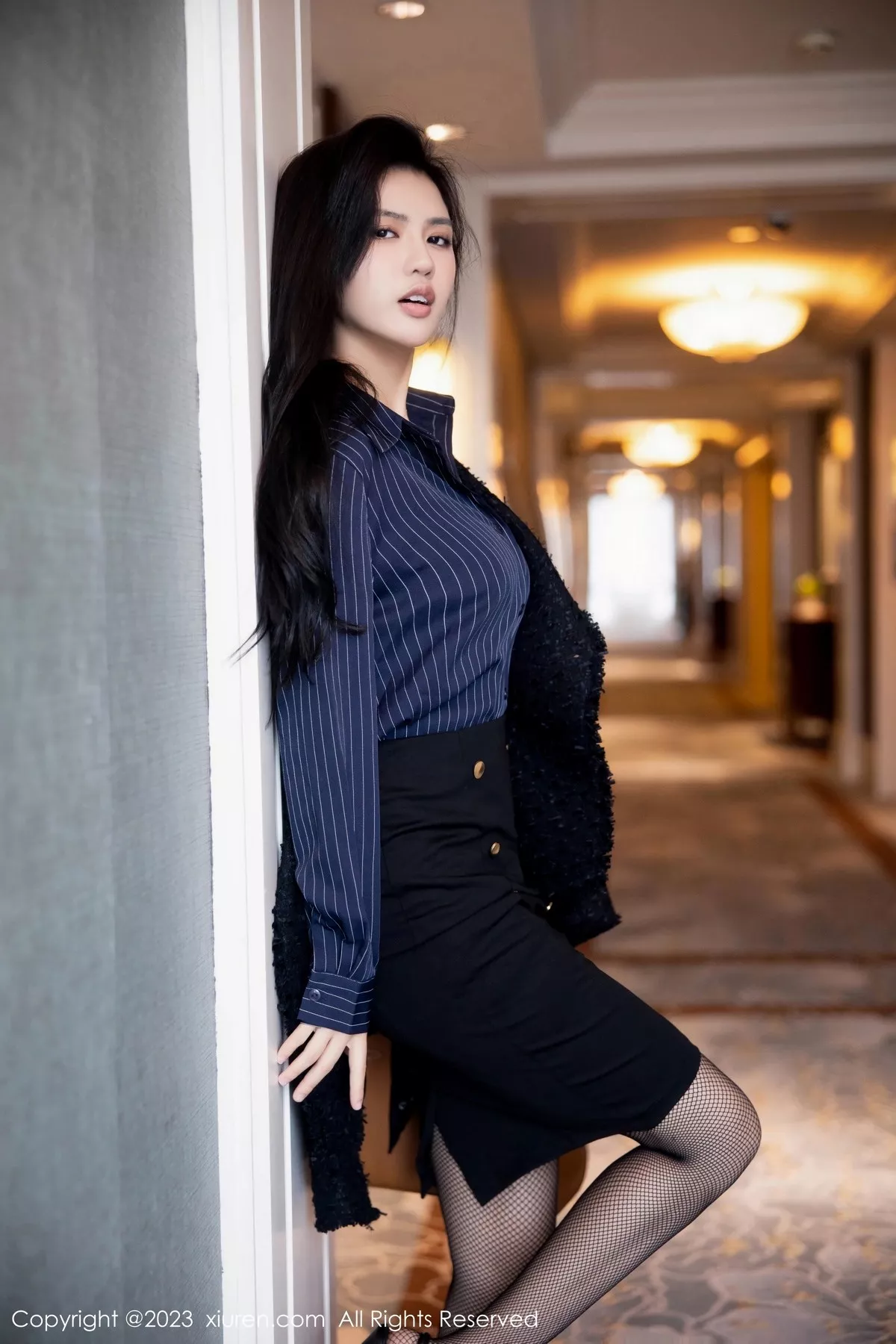 图片[13]-[XiuRen秀人网]第6391期浅浅写真-秀人集