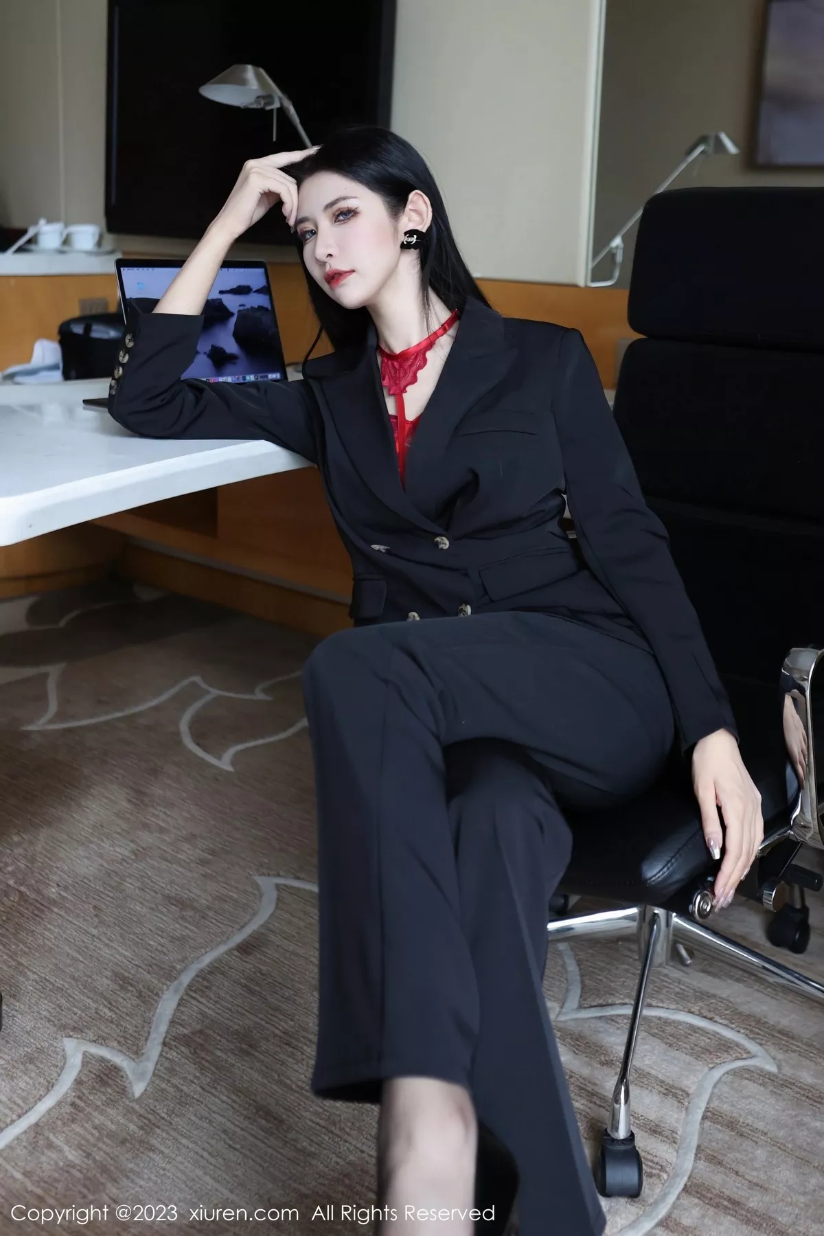 图片[4]-[XiuRen秀人网]第6402期依娜写真-秀人集