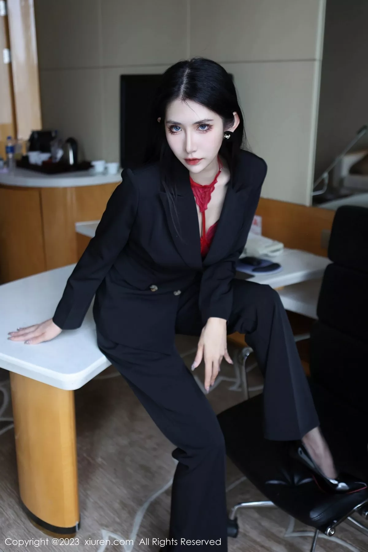 图片[12]-[XiuRen秀人网]第6402期依娜写真-秀人集