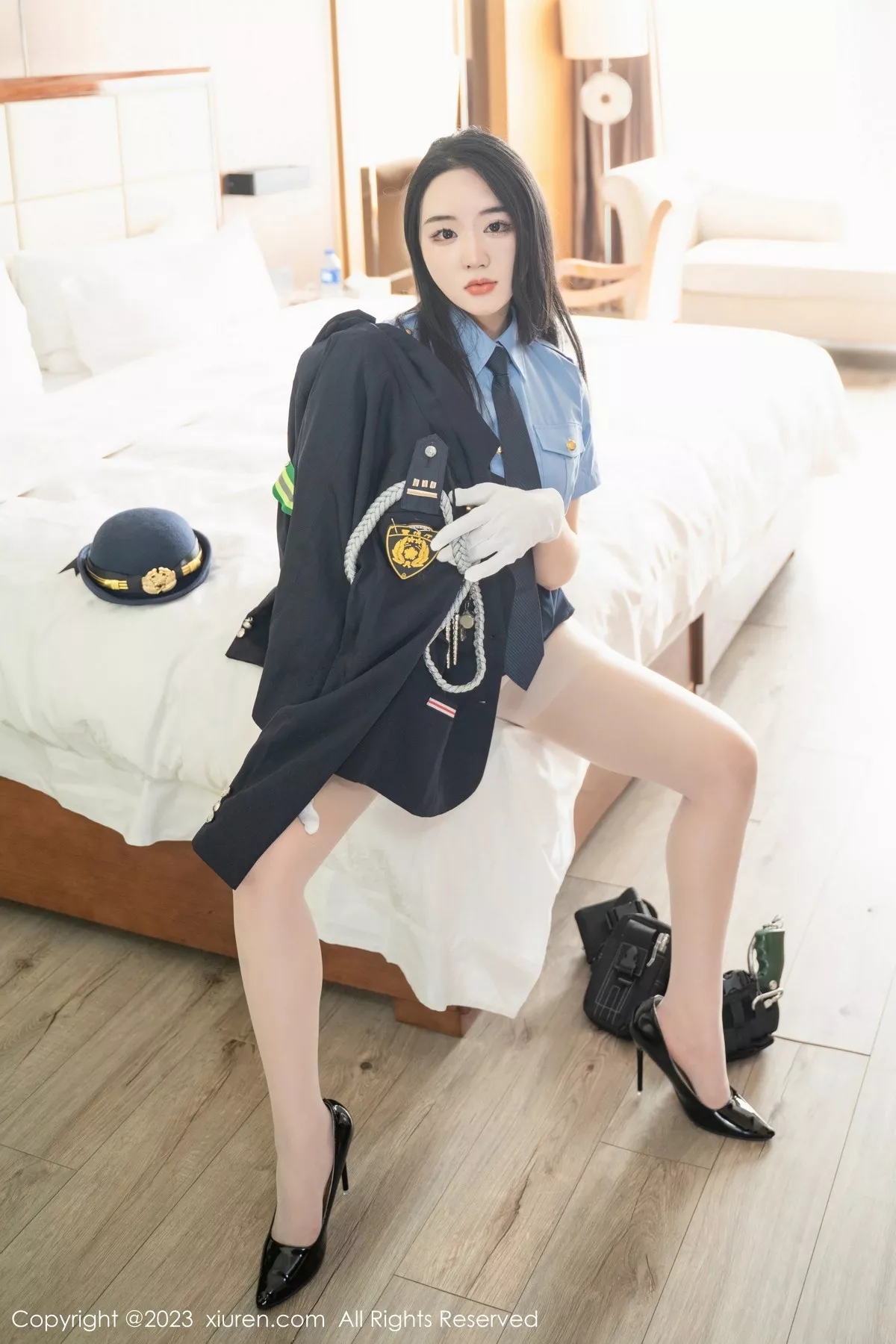 图片[38]-[XiuRen秀人网]第6497期汐汐爱吃草莓写真-秀人集