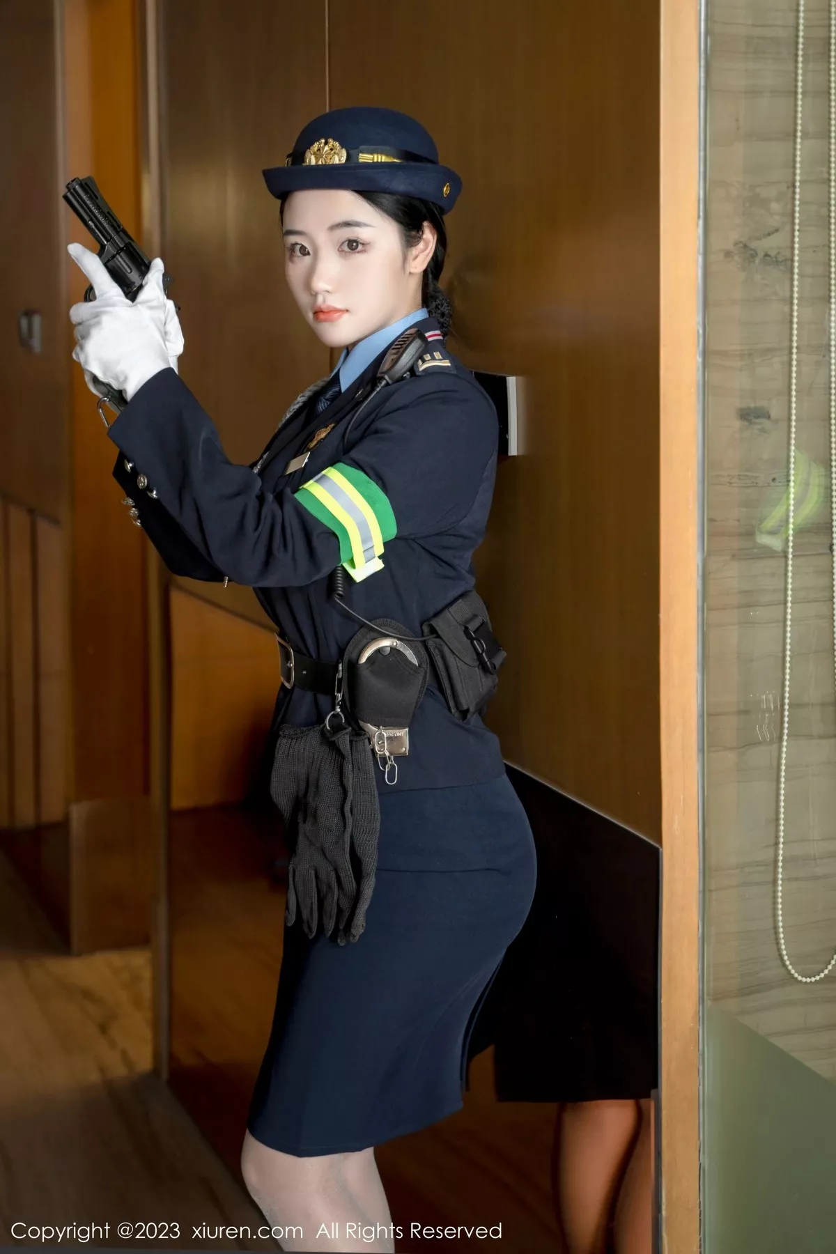 图片[19]-[XiuRen秀人网]第6497期汐汐爱吃草莓写真-秀人集